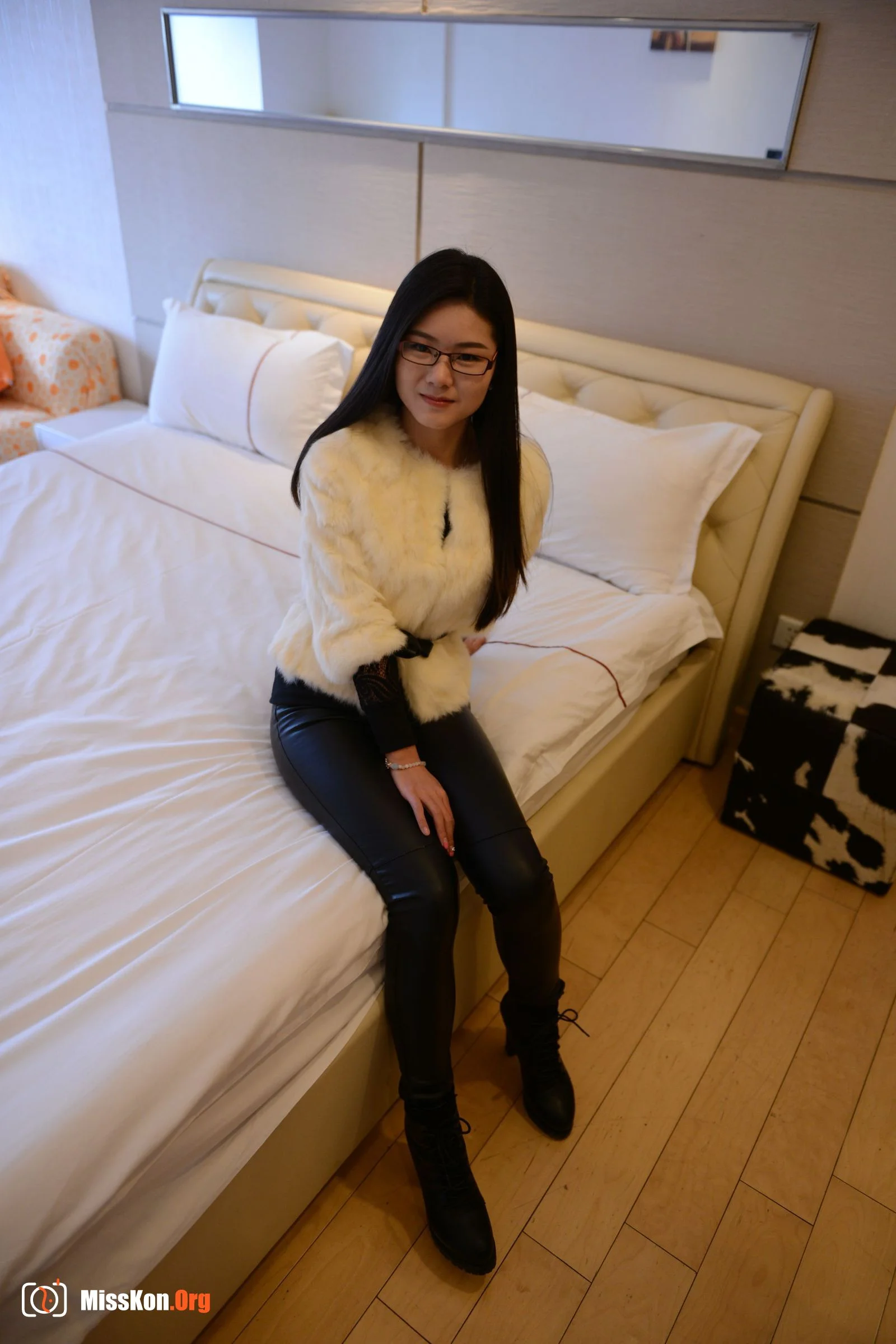 Nude photo set of Chinese model: Liu Yang (2013-12-18) - Photo 2