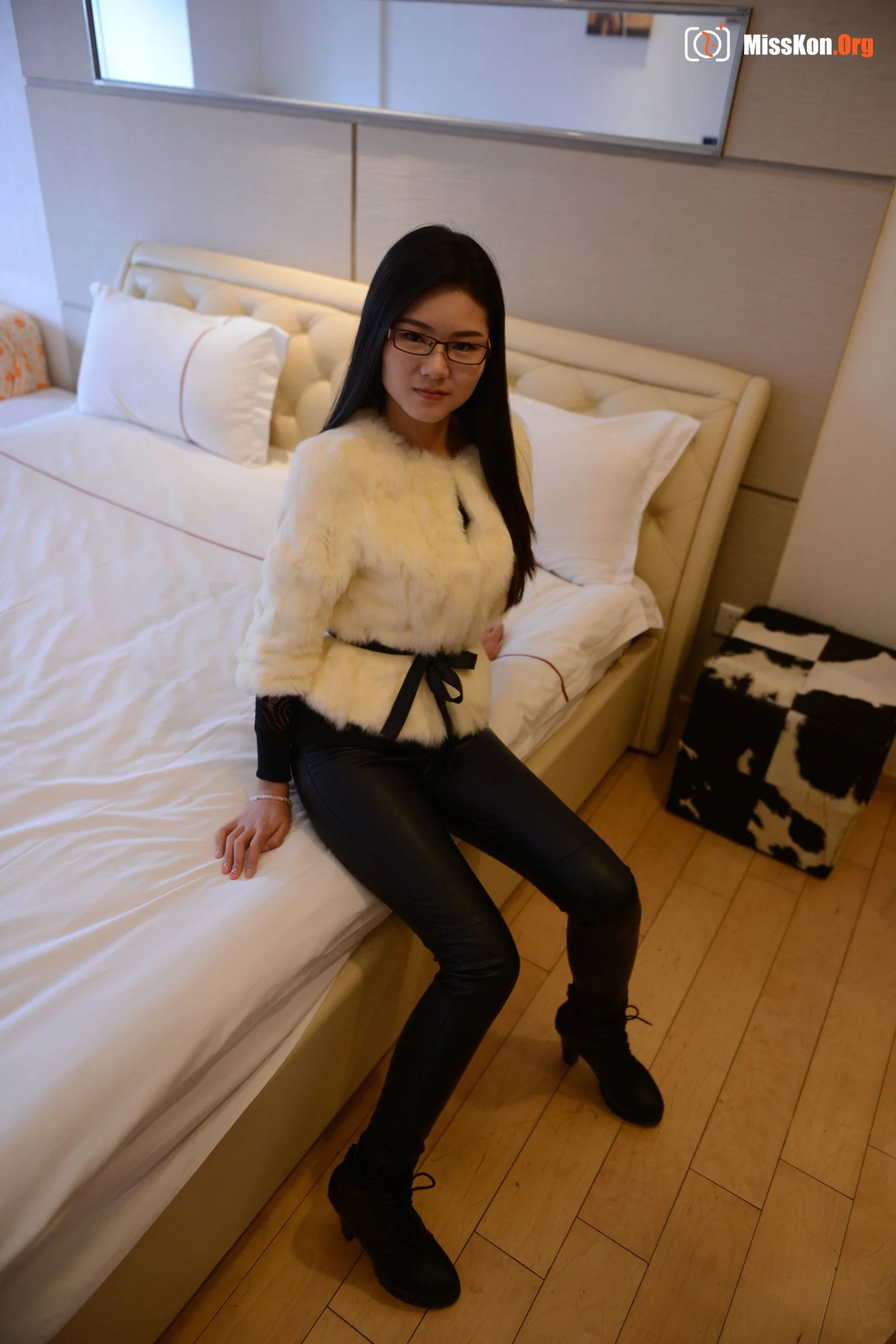 Nude photo set of Chinese model: Liu Yang (2013-12-18) - Photo 4