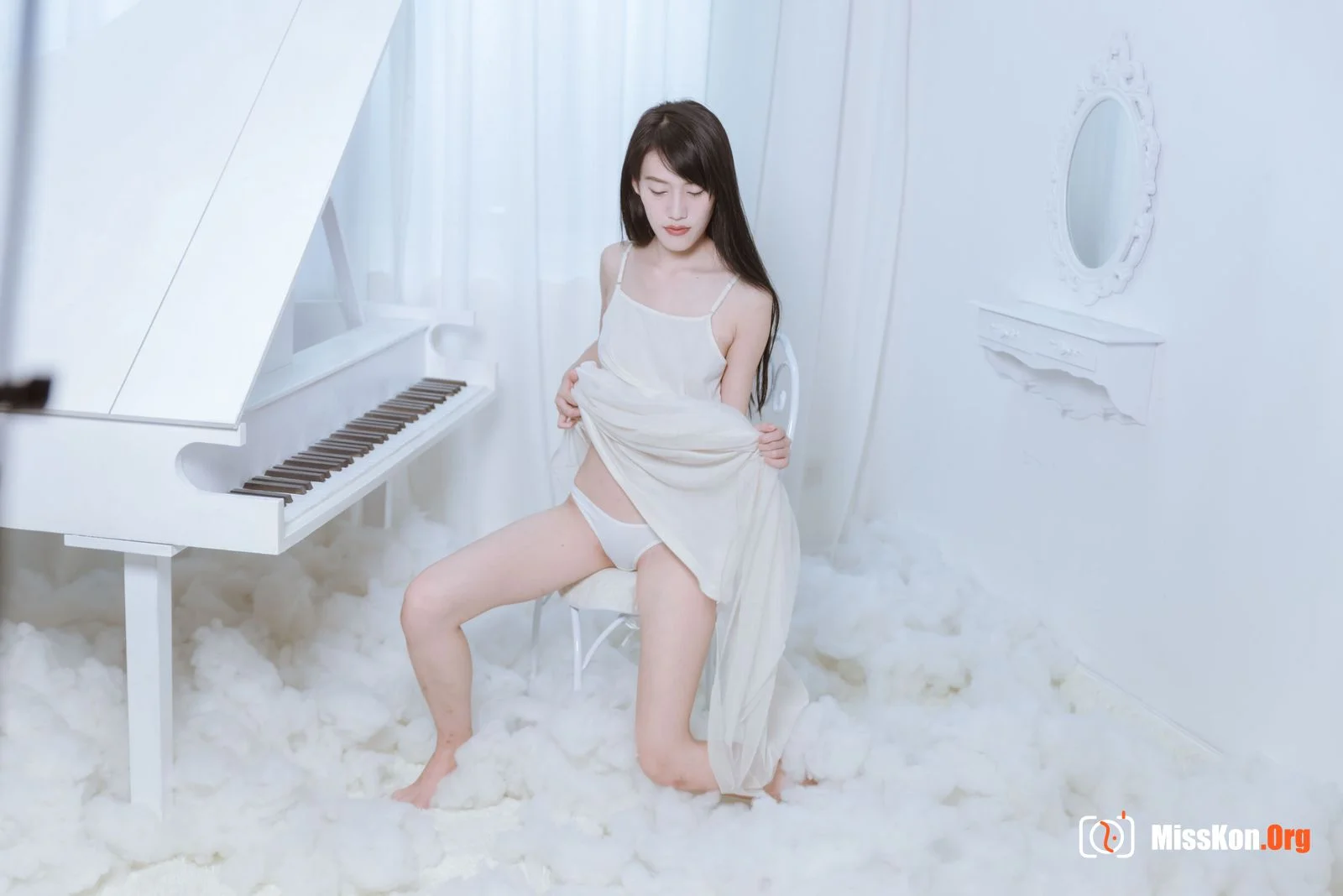 Nude photo set of Chinese model: Lola (2016-07-09) - Photo 18