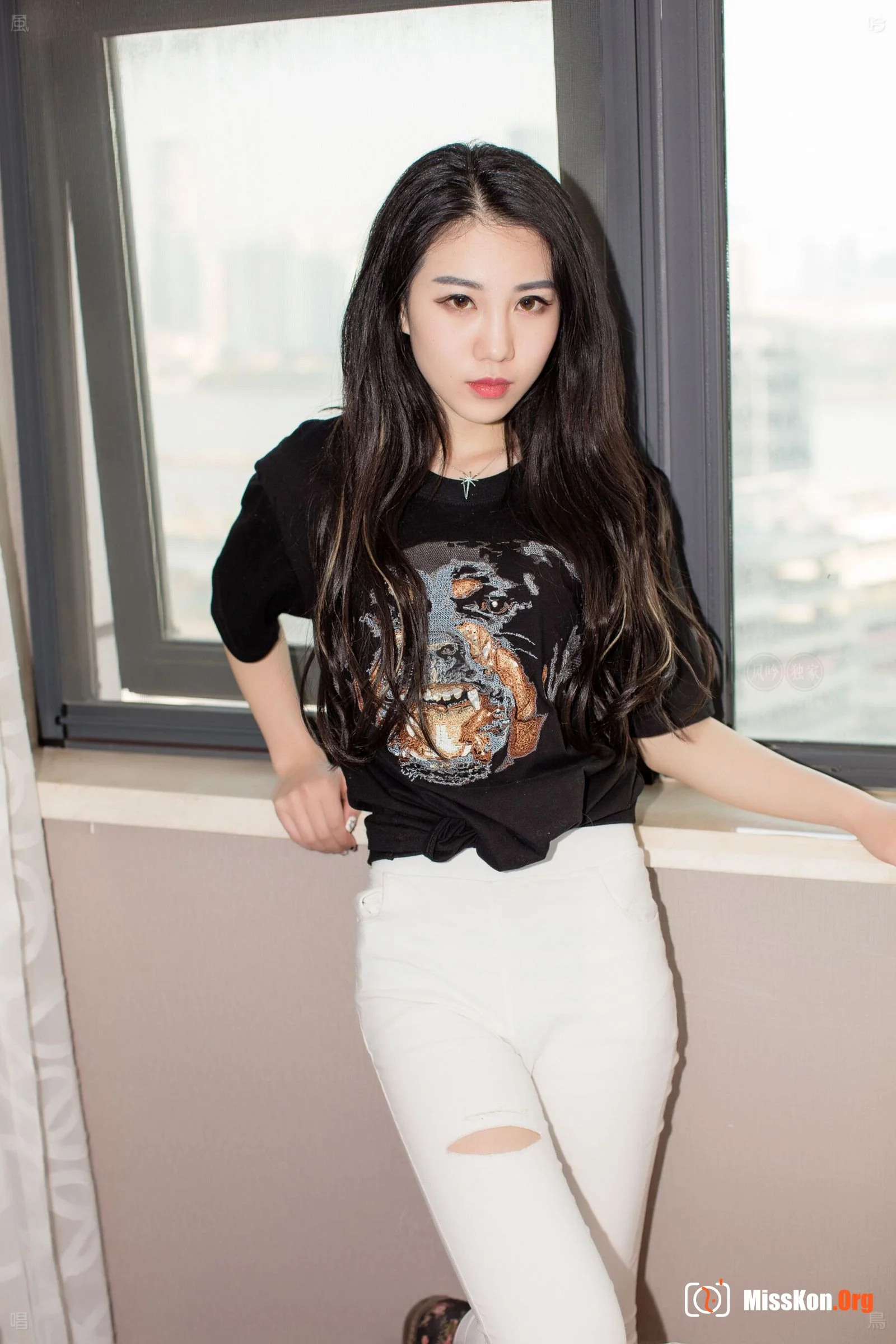 Nude photo set of Chinese model: Long Xin (2016-05-12) - Photo 9