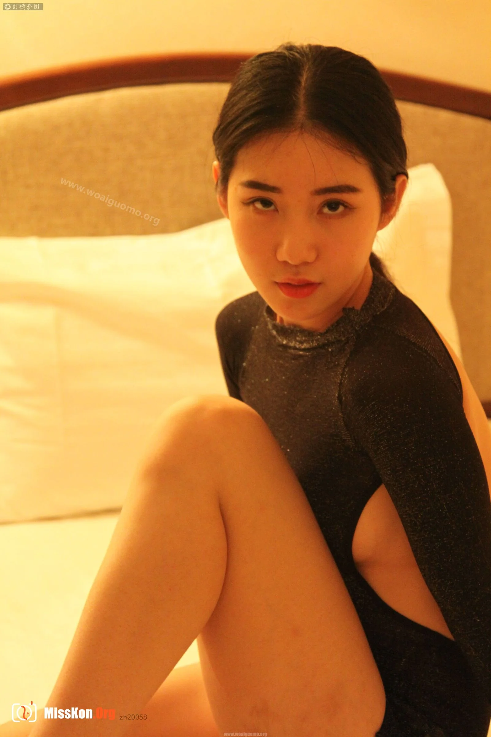 Nude photo set of Chinese model: Long Xin (2016-11-17) - Photo 2