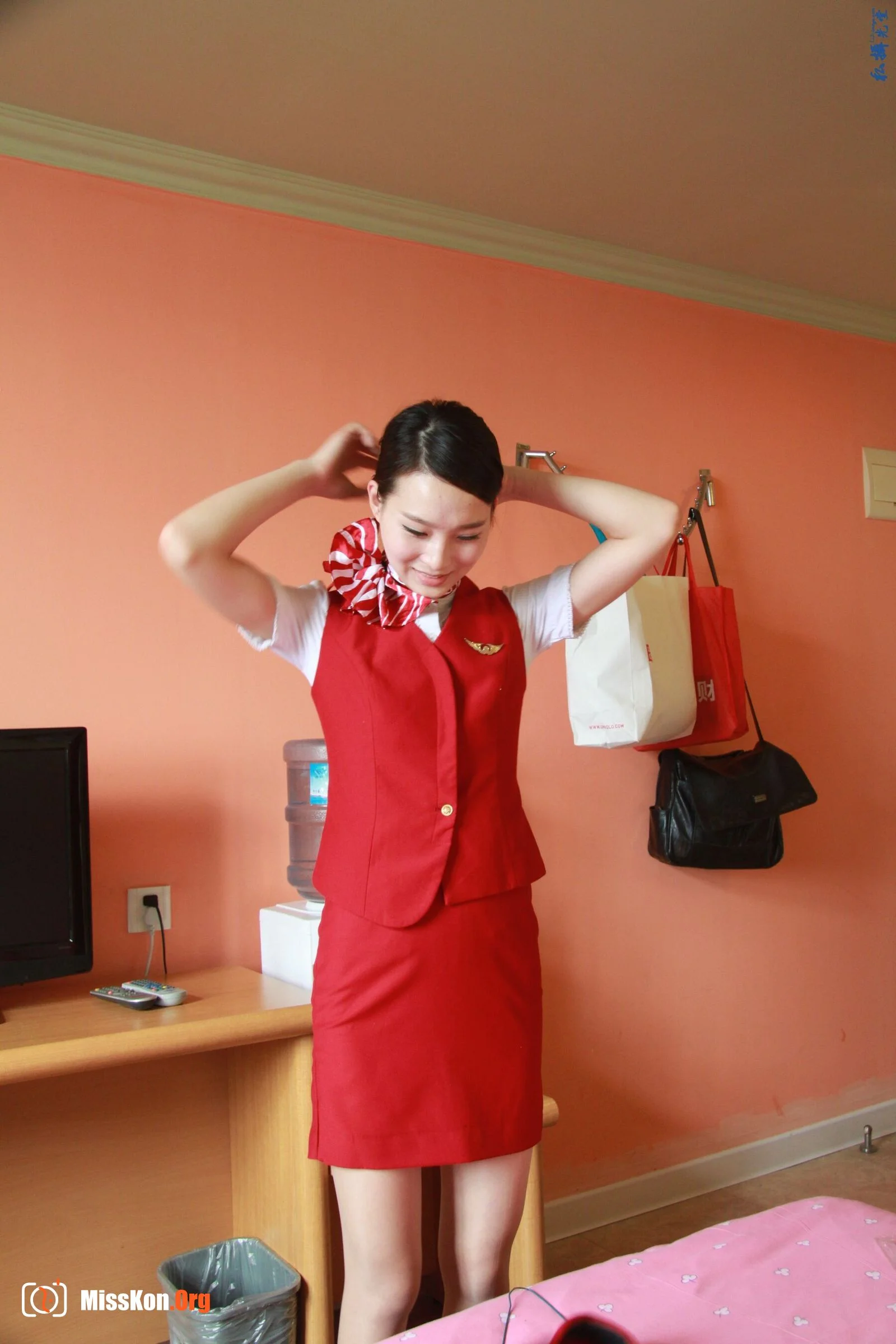 Nude photo set of Chinese model: Long Yuanyuan (2013-10-09) - Photo 13