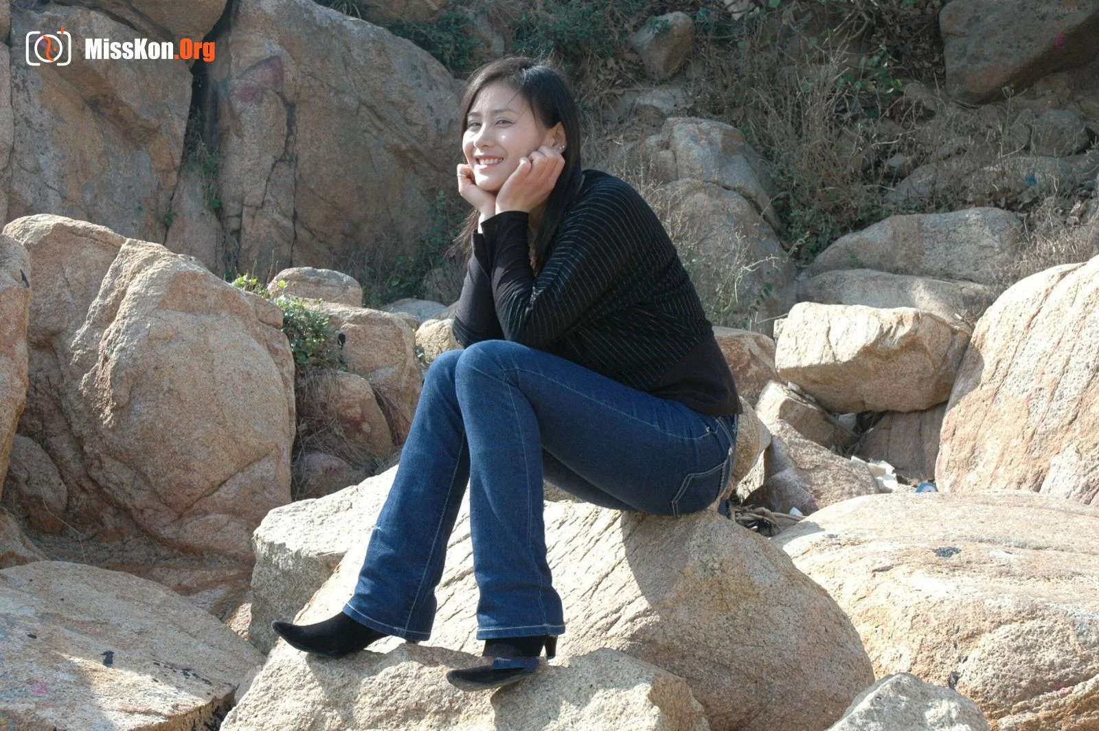 Nude photo set of Chinese model: Lu Ping - Photo 12