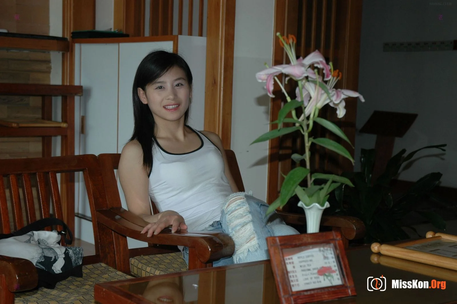 Nude photo set of Chinese model: Lu Ping - Photo 3