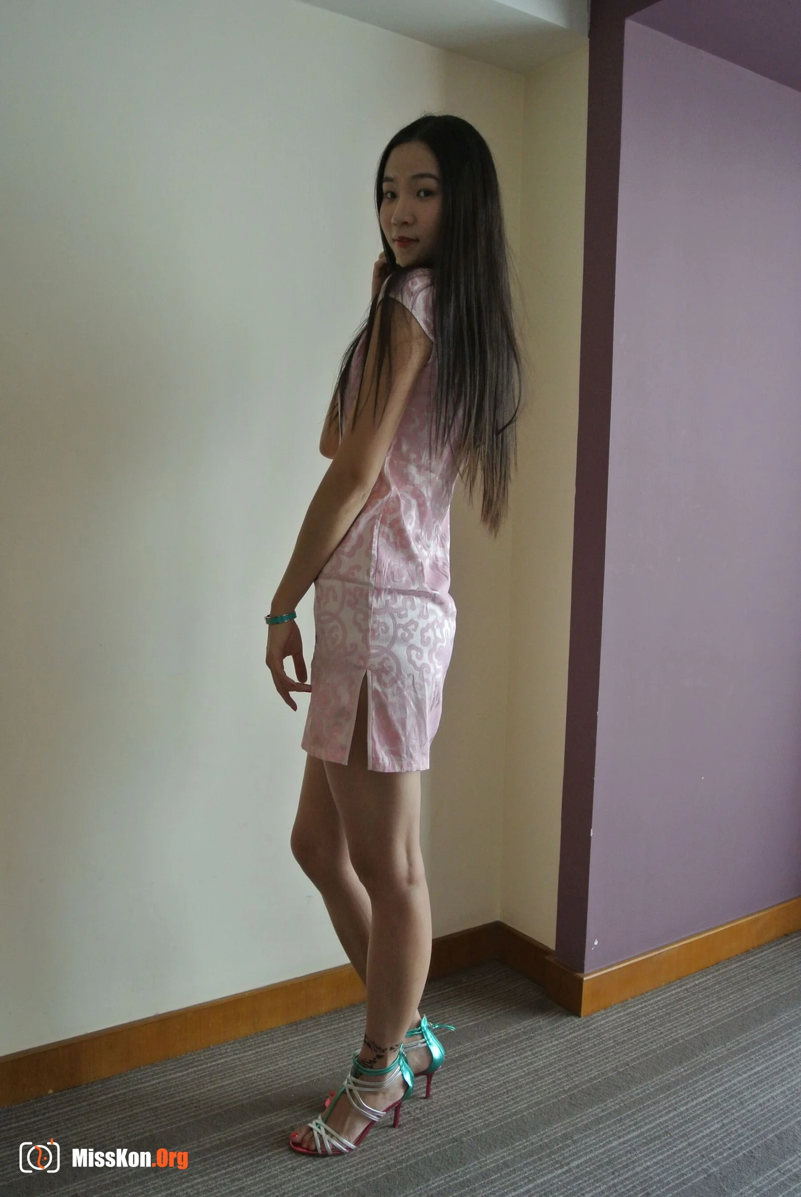 Nude photo set of Chinese model: Lulu & bestie double (2013-11-21) - Photo 4