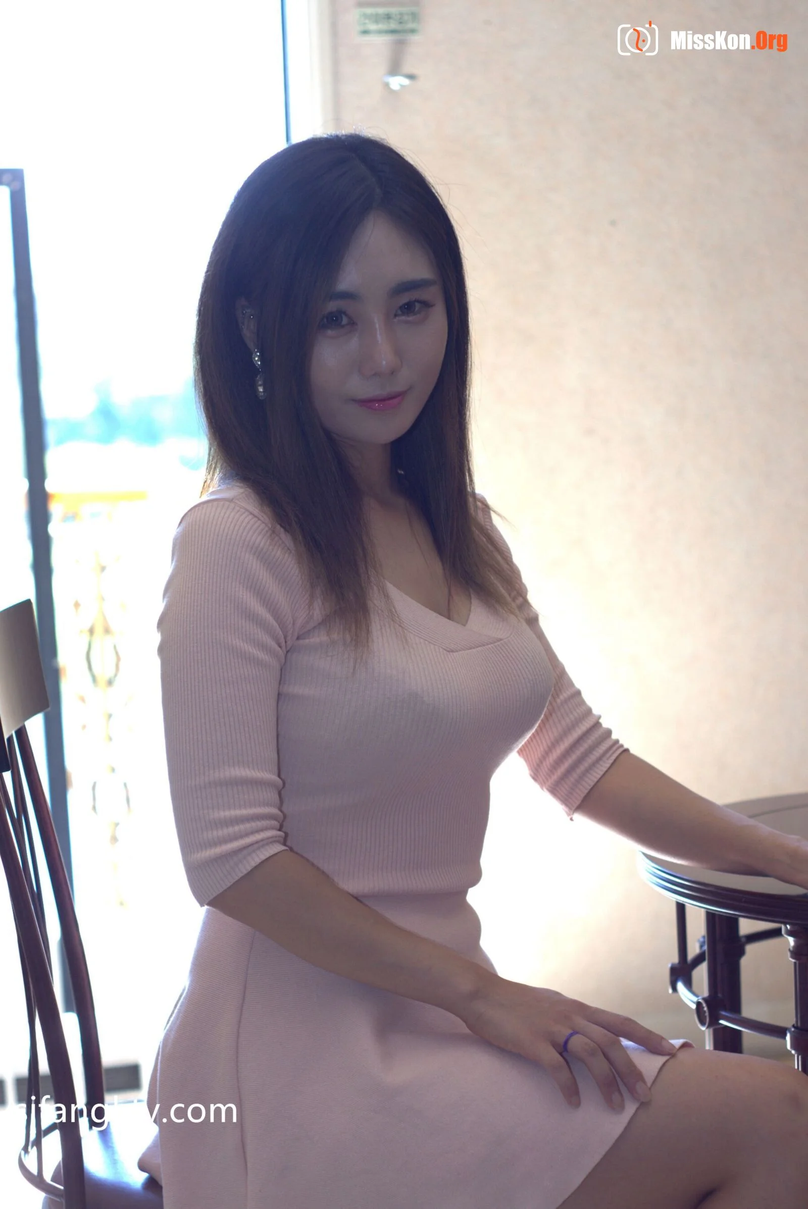 Nude photo set of Chinese model: Luo Xi (2020-08-20) - Photo 4