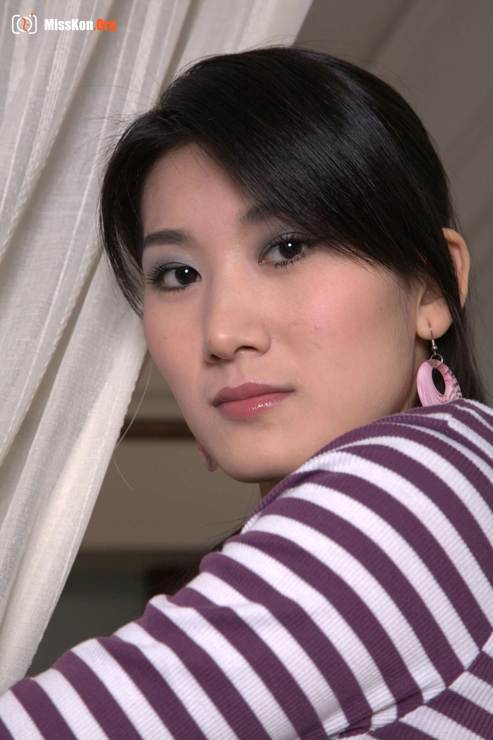 国模毛毛人体私拍套图（2007-04-08） - 照片 20