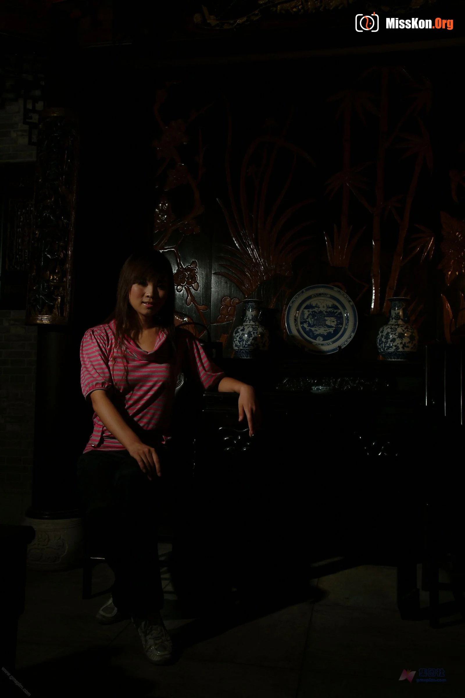 Nude photo set of Chinese model: Marlene (2007-09-26) - Photo 5