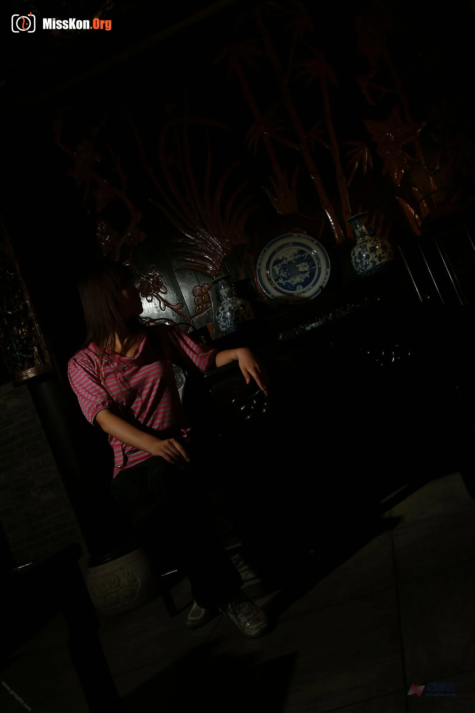 Nude photo set of Chinese model: Marlene (2007-09-26) - Photo 6