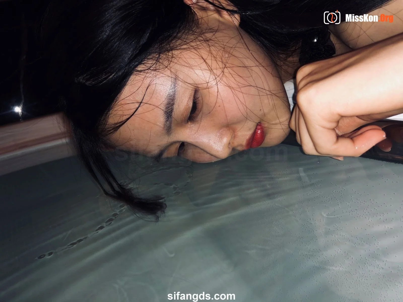 Nude photo set of Chinese model: Mei Ji (2018-05-24) - Photo 2
