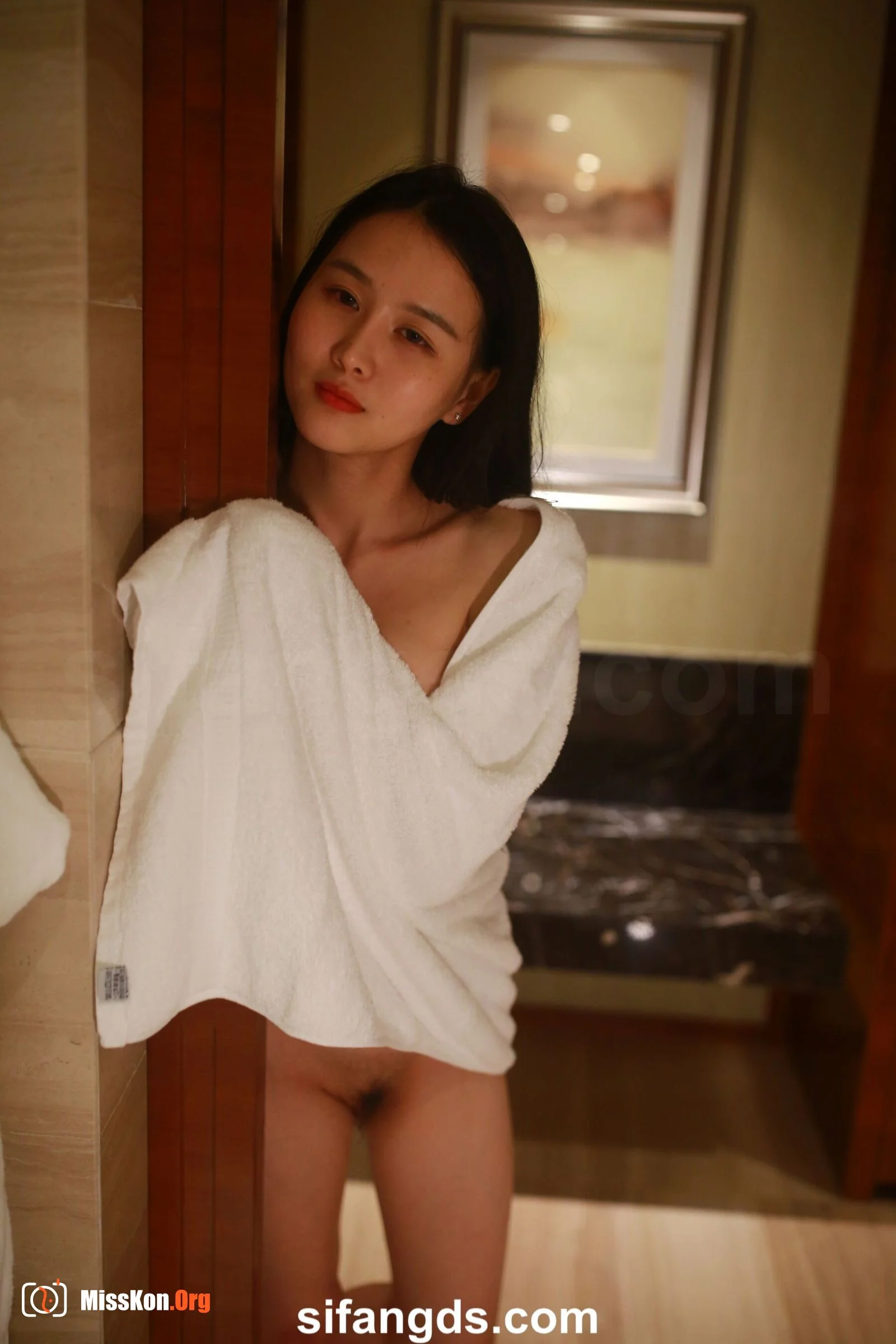 Nude photo set of Chinese model: Mei Ji (2018-05-24) - Photo 13