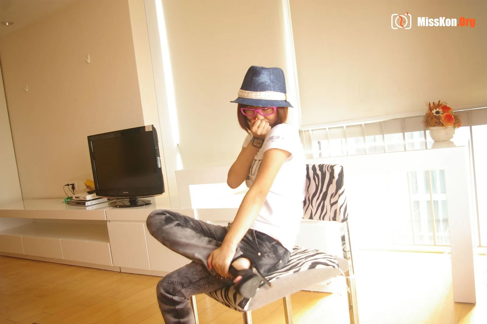 Nude photo set of Chinese model: Meimei (2011-08-25) - Photo 11