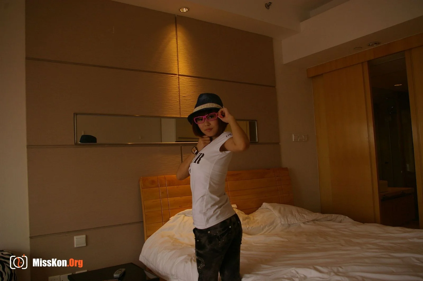 Nude photo set of Chinese model: Meimei (2011-08-25) - Photo 2