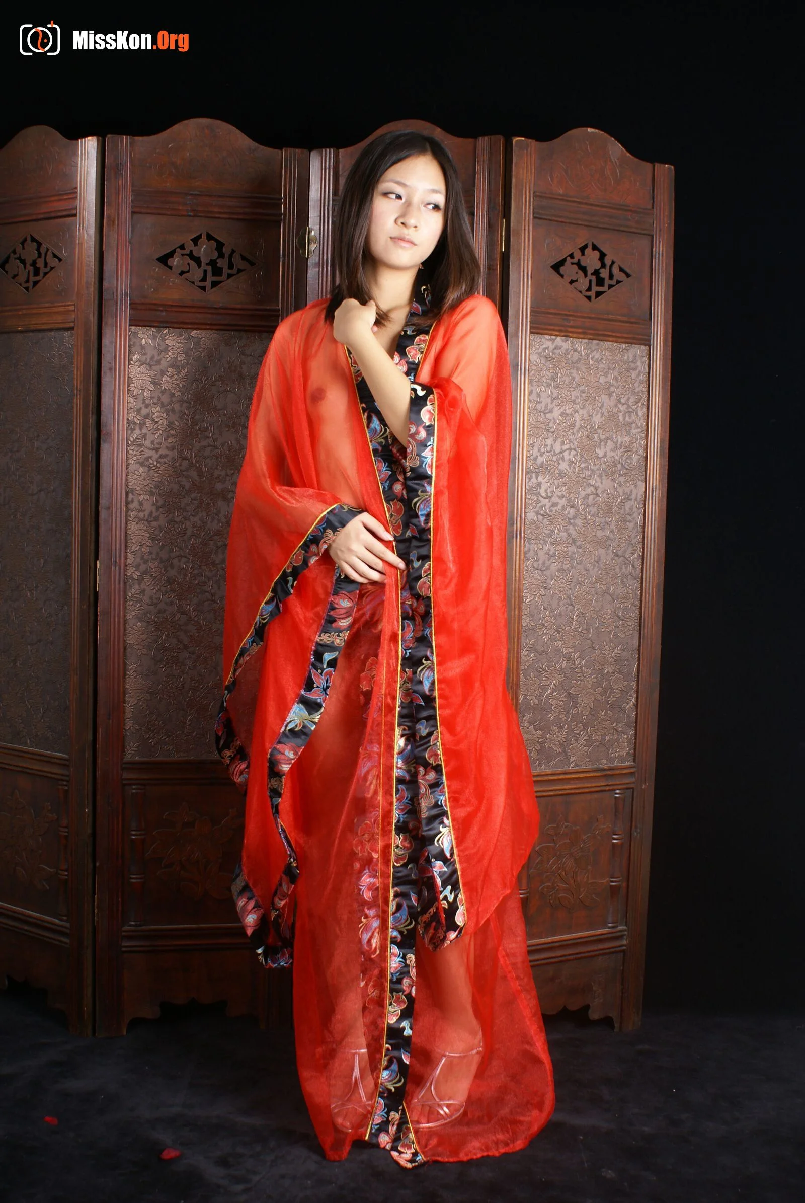 Nude photo set of Chinese model: Mika (2008-08-22) - Photo 2