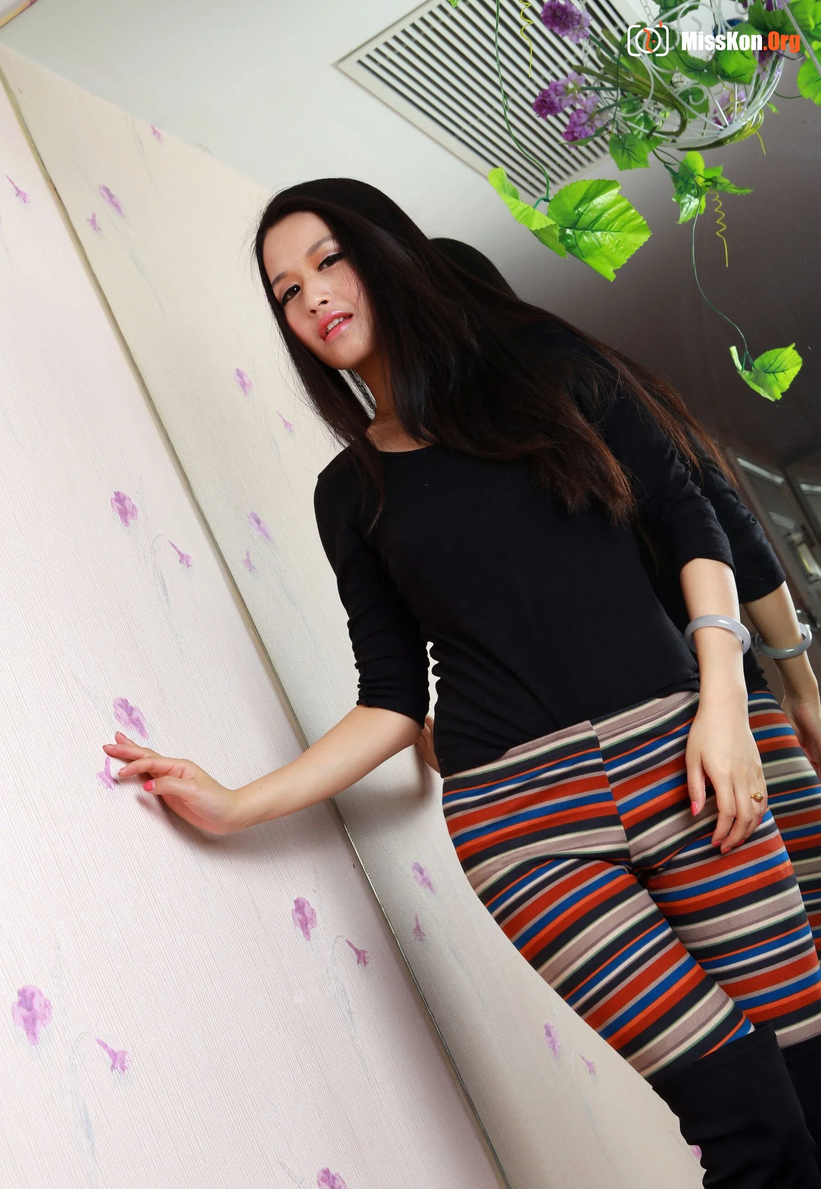 Nude photo set of Chinese model: Milin - Photo 14