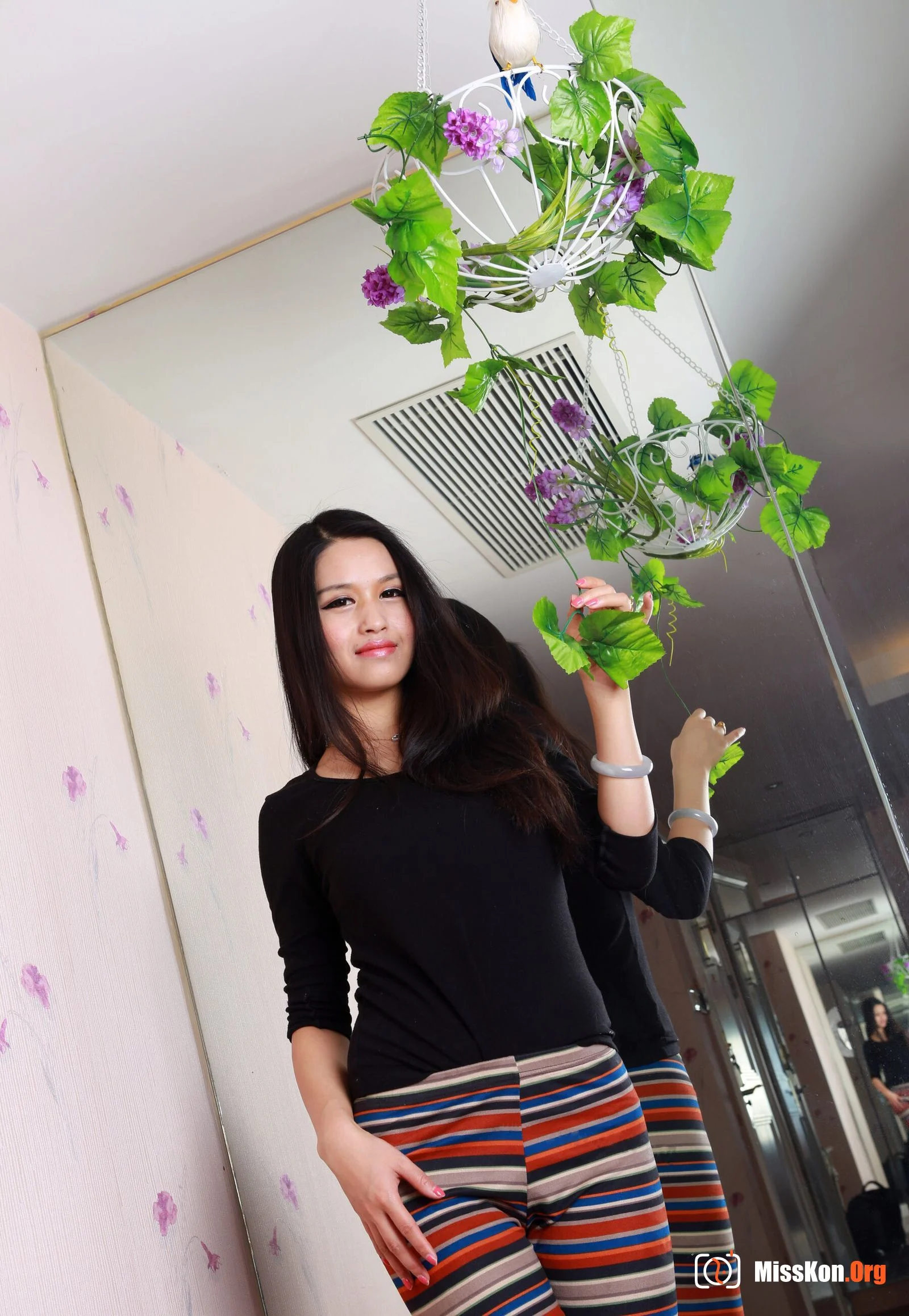 Nude photo set of Chinese model: Milin - Photo 18