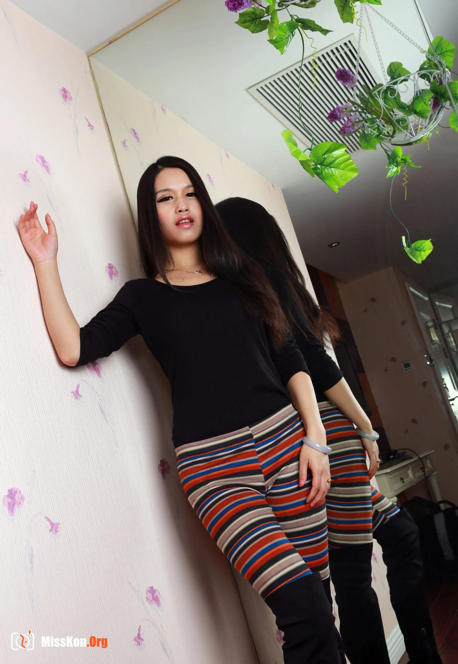Nude photo set of Chinese model: Milin - Photo 4