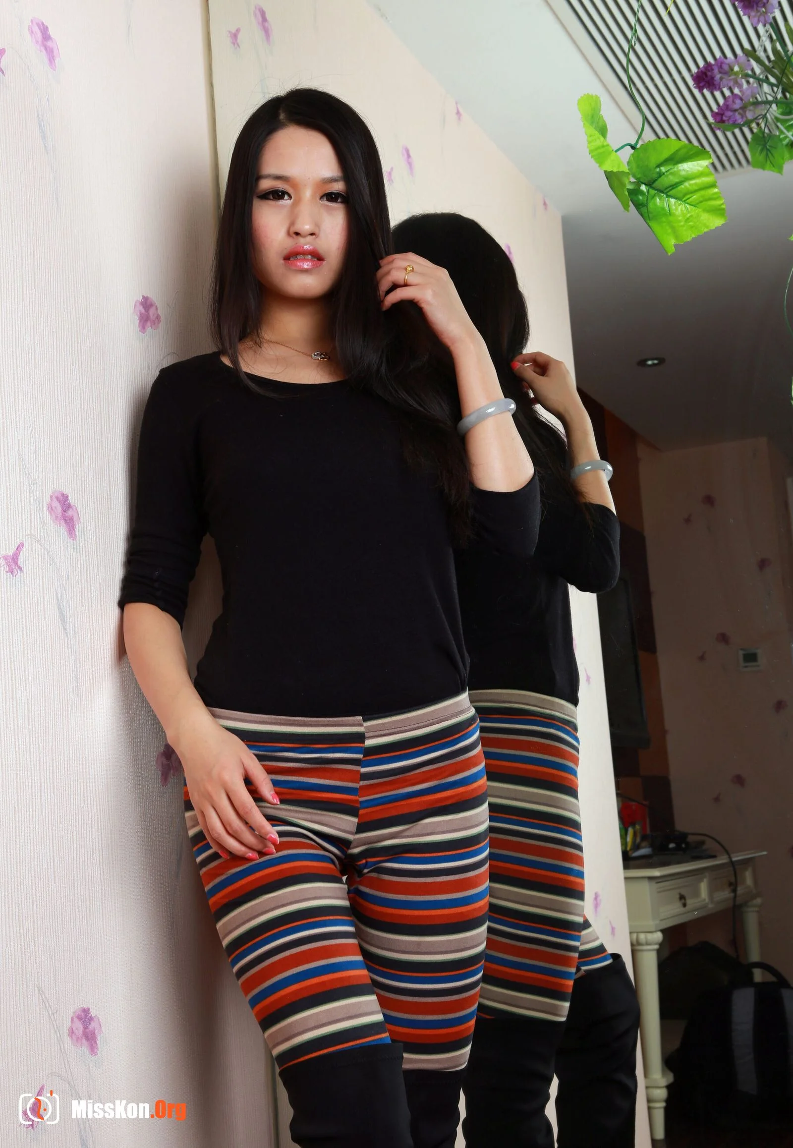 Nude photo set of Chinese model: Milin - Photo 5