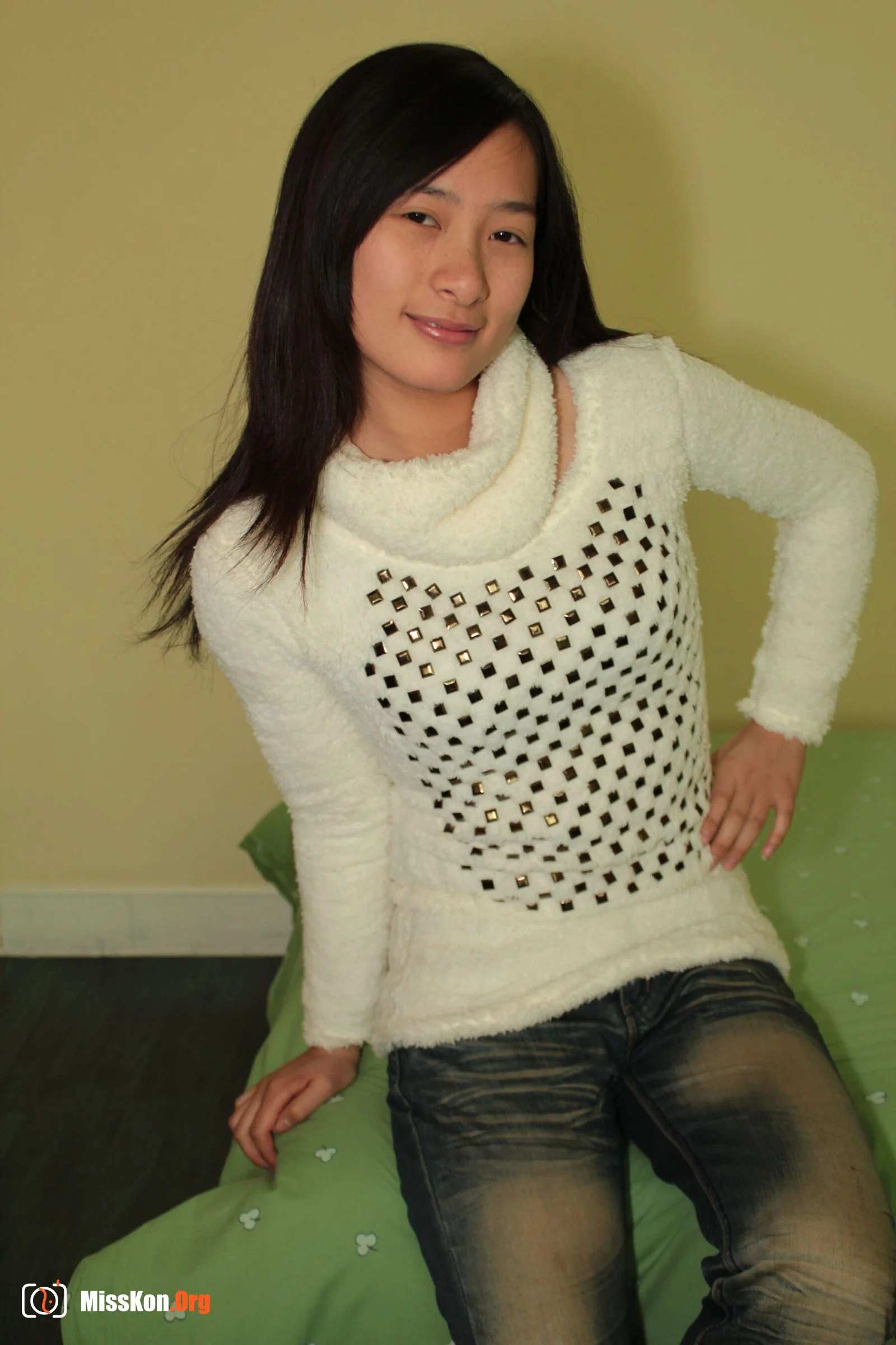 Nude photo set of Chinese model: Millet (2011-01-08) - Photo 5