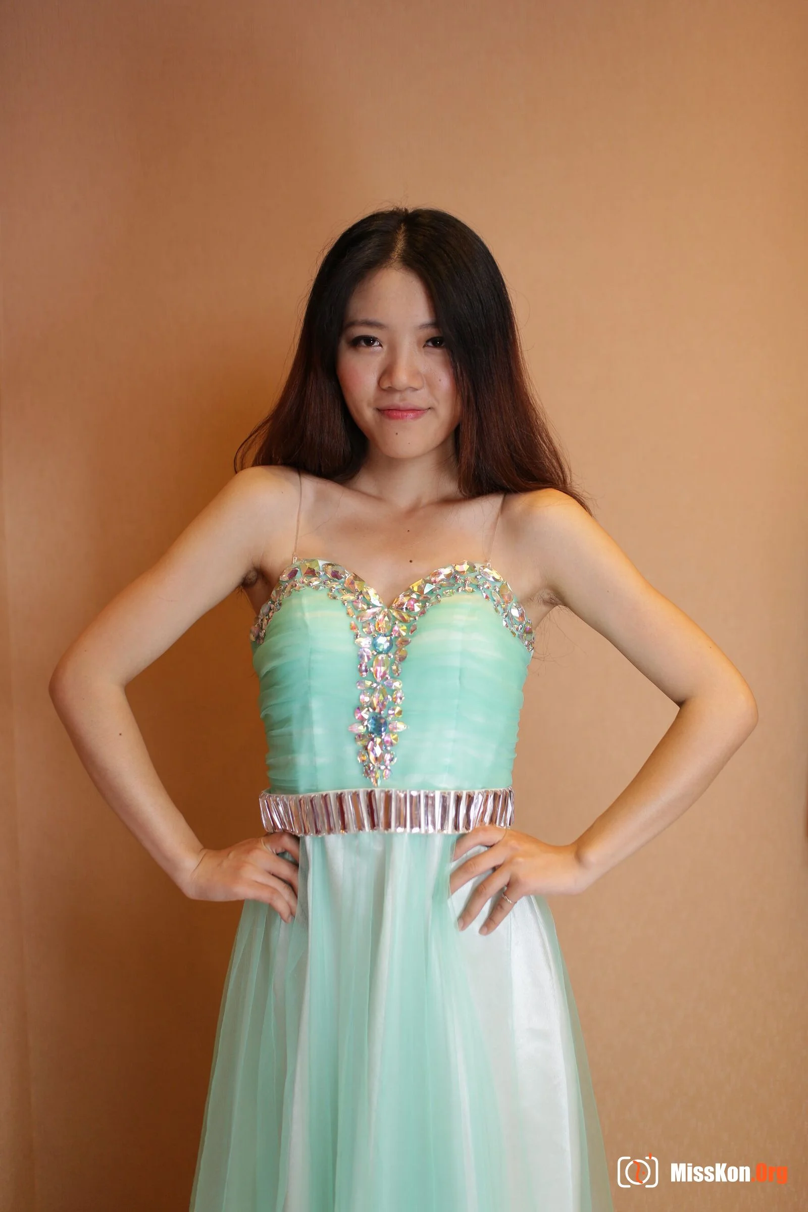 Nude photo set of Chinese model: Mimi - Photo 9