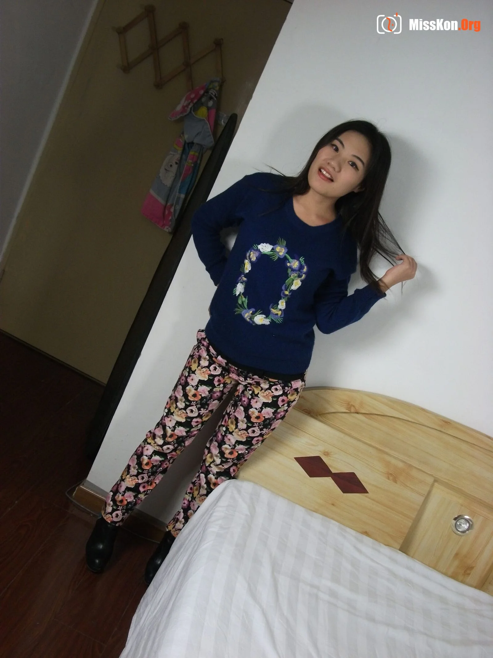 Nude photo set of Chinese model: Mo Yu (2013-10-29) - Photo 10