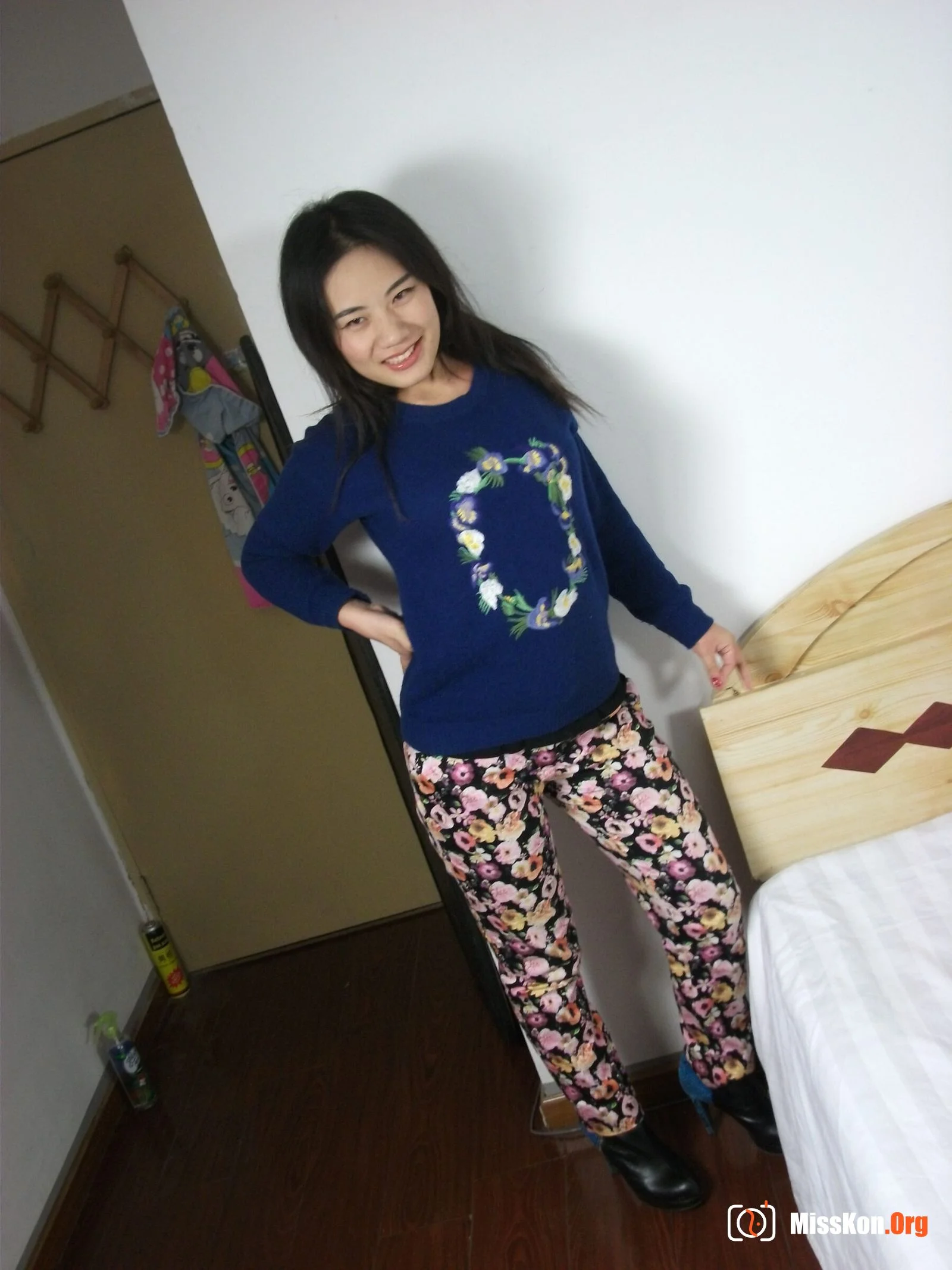 Nude photo set of Chinese model: Mo Yu (2013-10-29) - Photo 12
