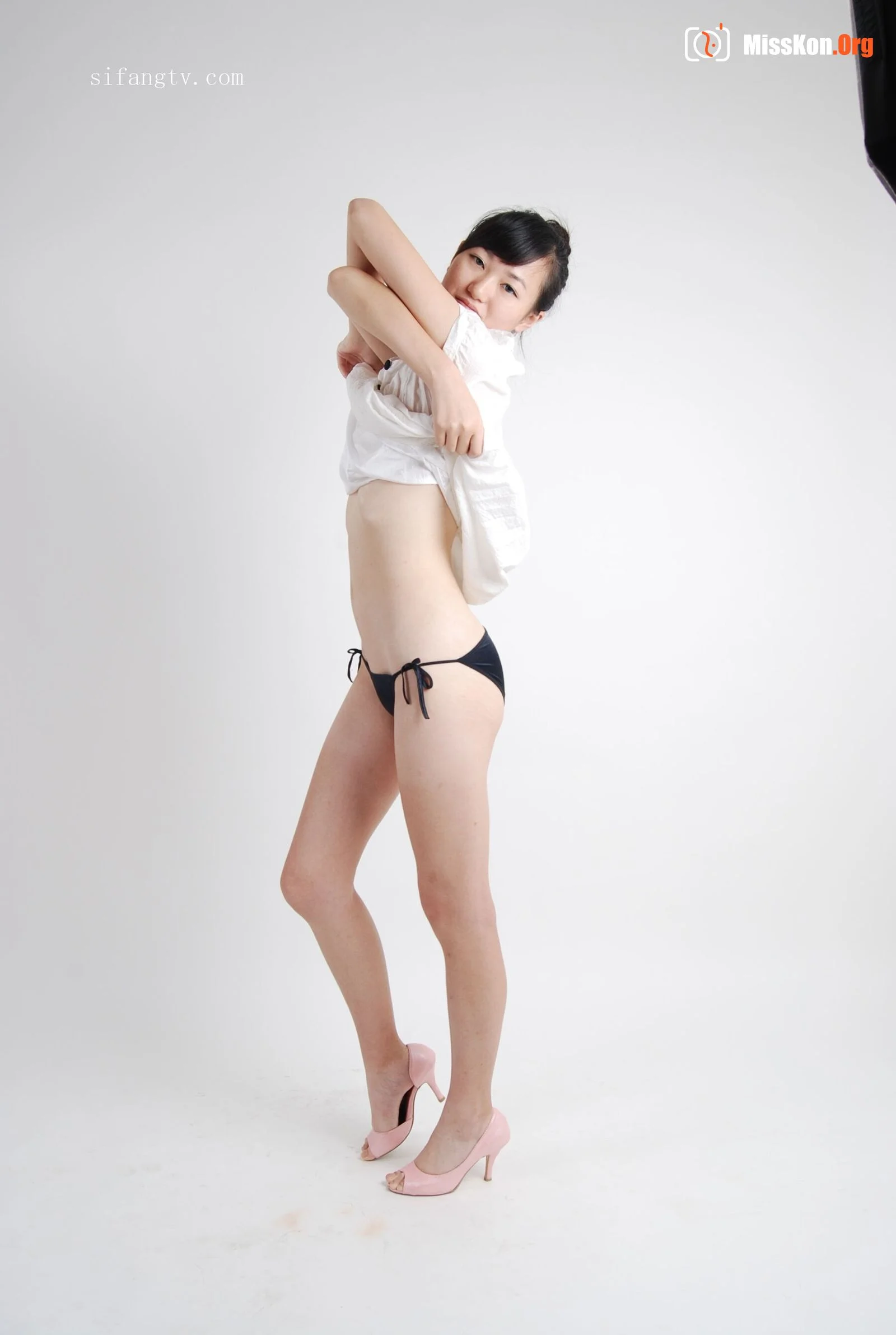 Nude photo set of Chinese model: Moss - Photo 11