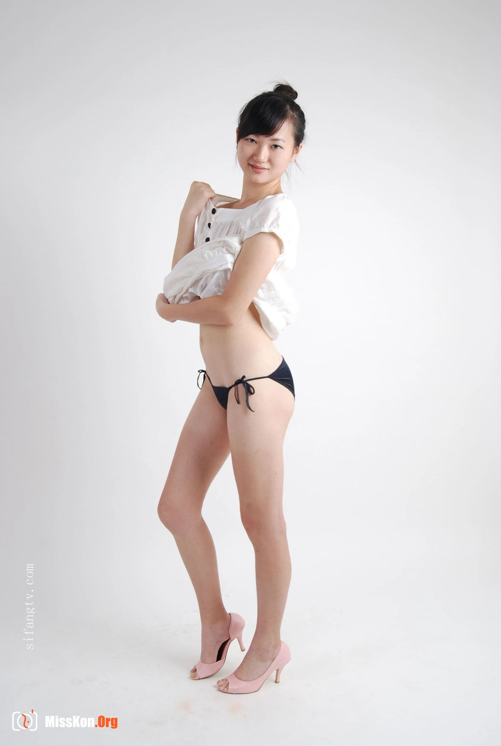 Nude photo set of Chinese model: Moss - Photo 14