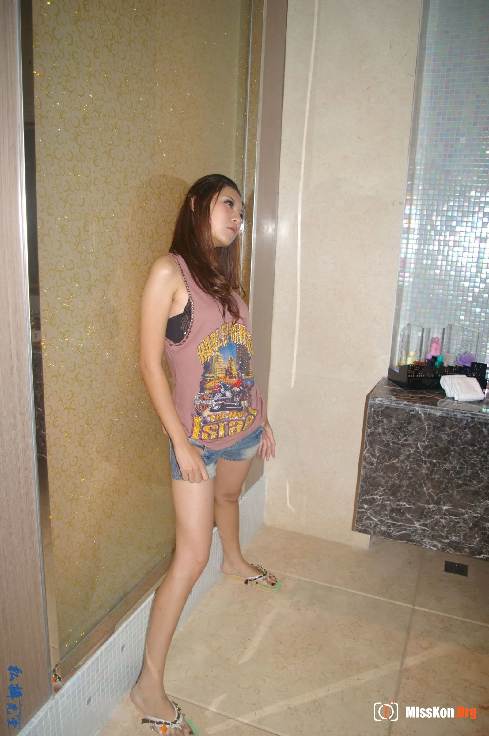 Nude photo set of Chinese model: Mu Qing (2011-07-24) - Photo 4