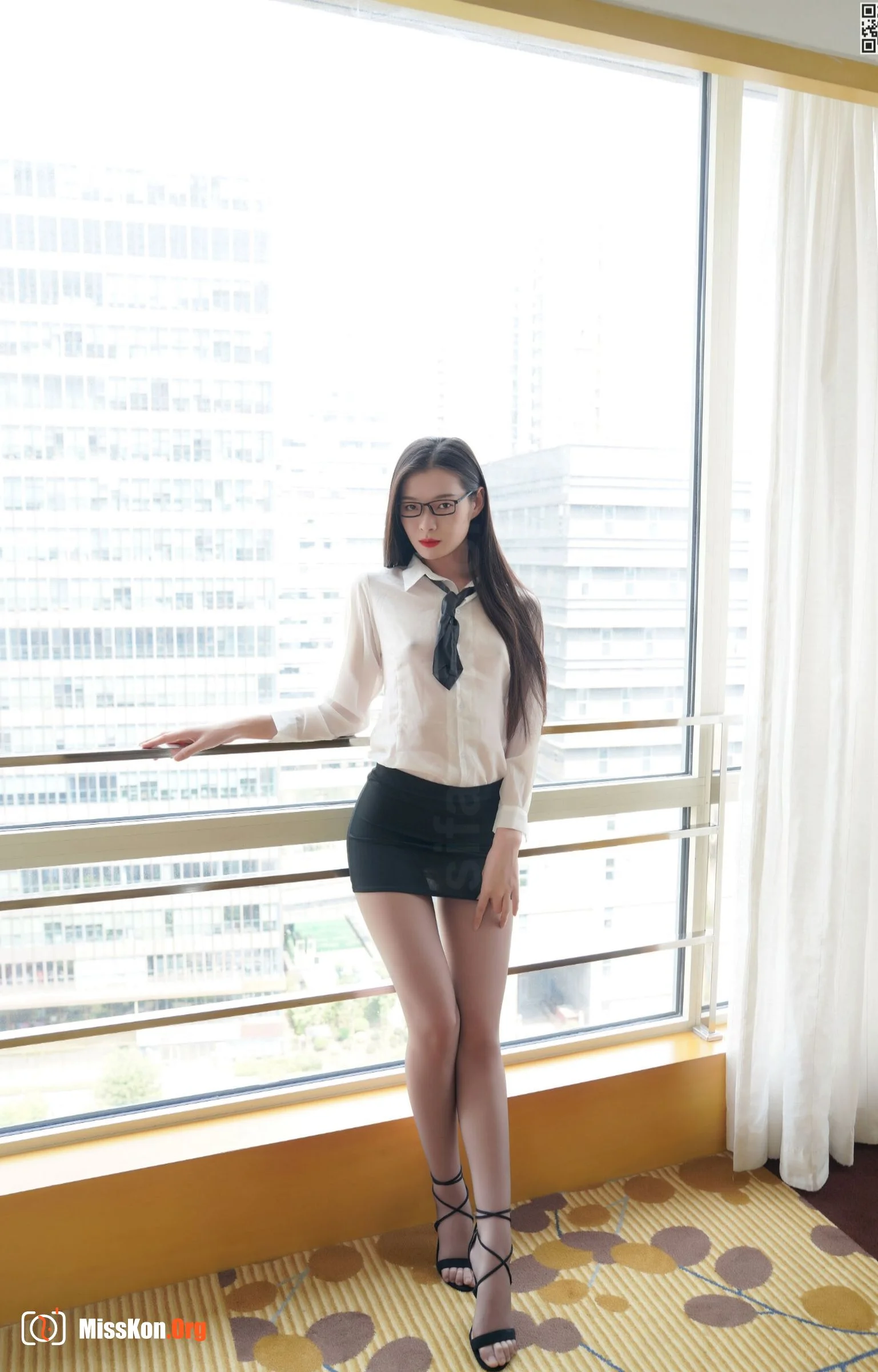 Nude photo set of Chinese model: Neat (2023-09-24) - Photo 7