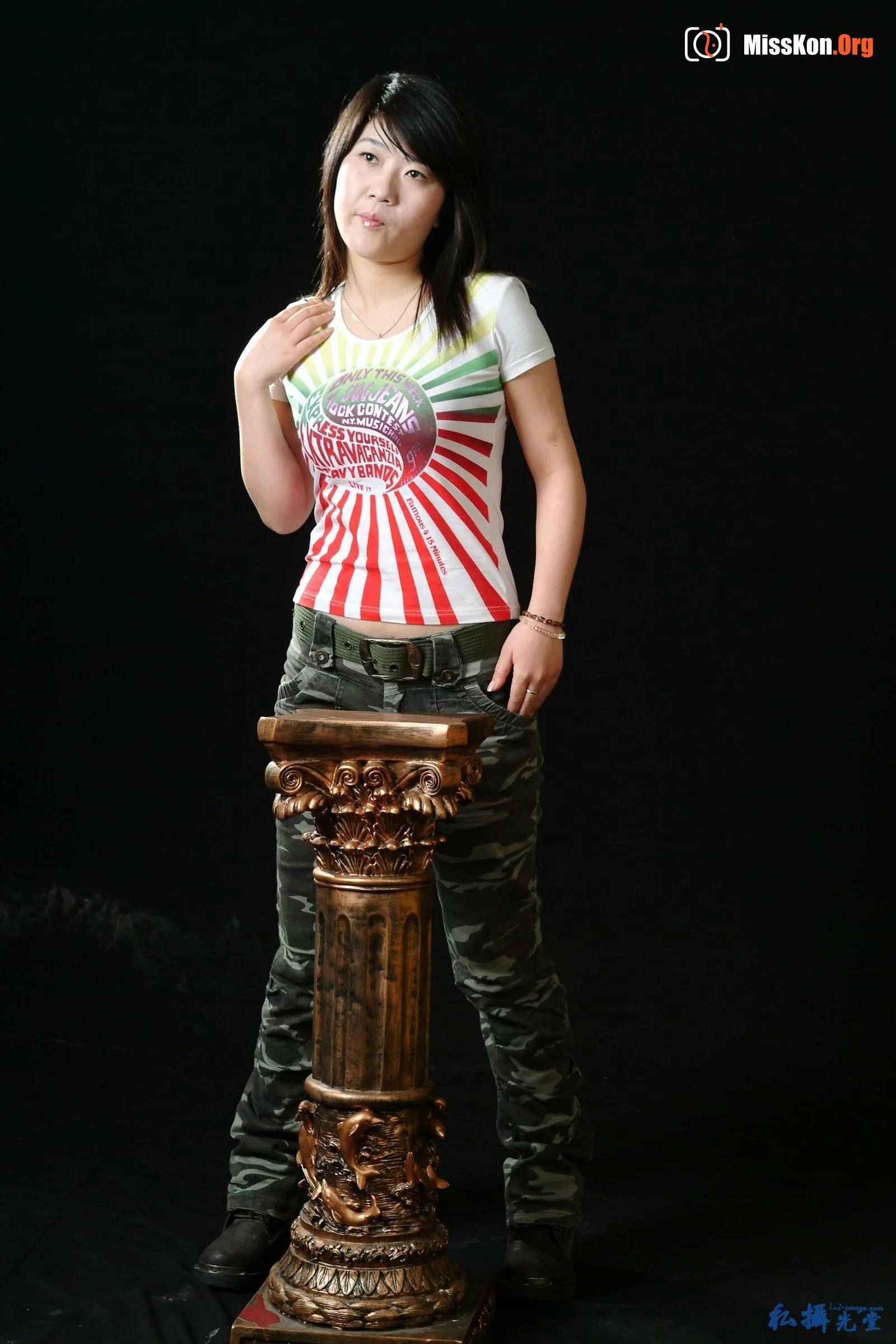 Nude photo set of Chinese model: Ni Ping (2007-01-13) - Photo 3