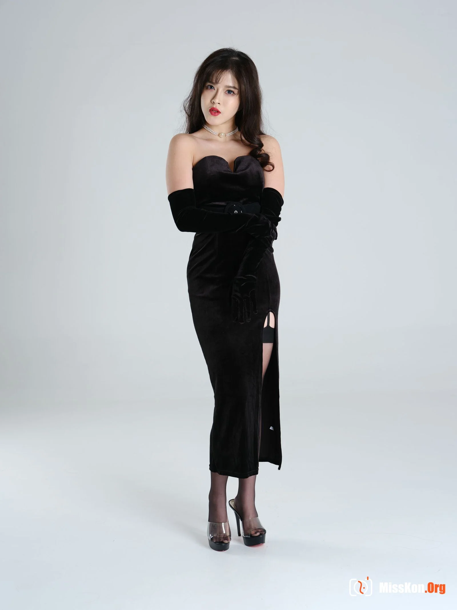 Nude photo set of Chinese model: Niya (2024-12-15) - Photo 2