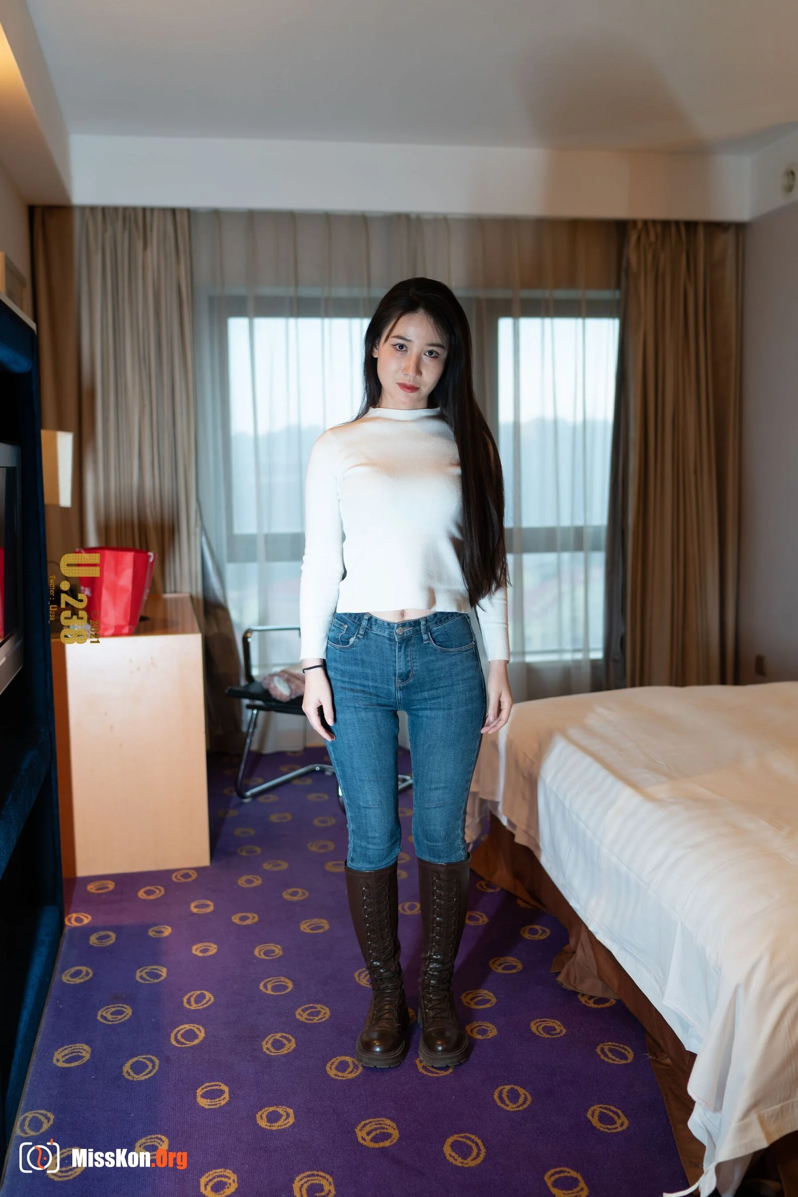 Nude photo set of Chinese model: Noob - Photo 2