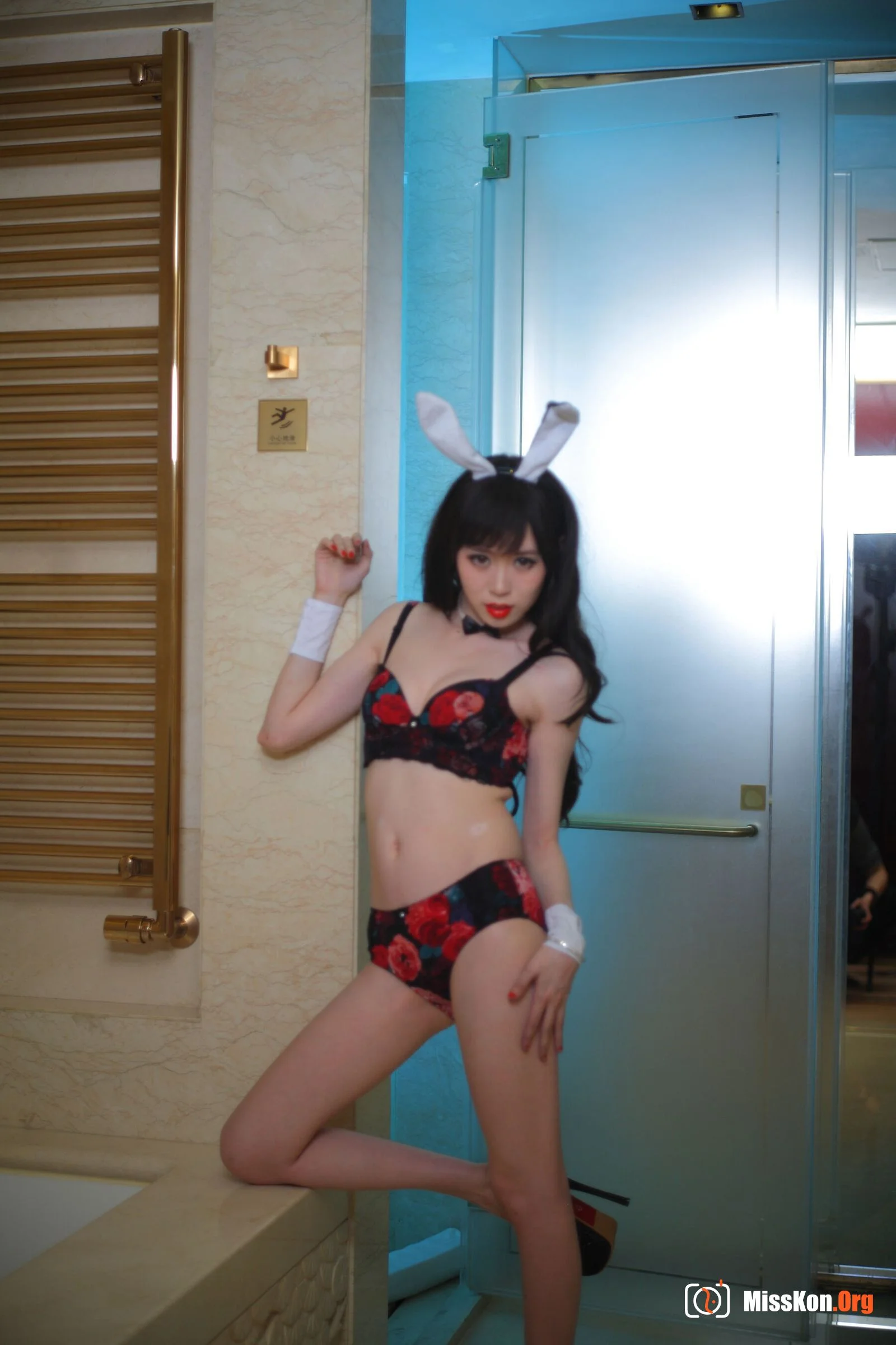 Nude photo set of Chinese model: Obviously (2015-01-22) - Photo 10