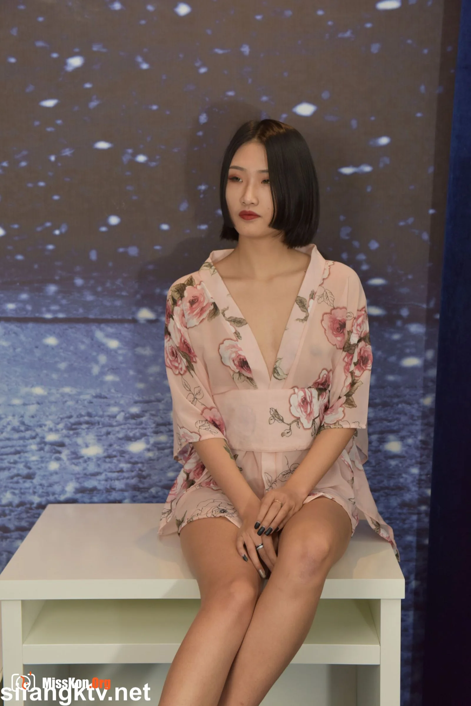 Nude photo set of Chinese model: Pei Ruixuan (2018-12-13) - Photo 10