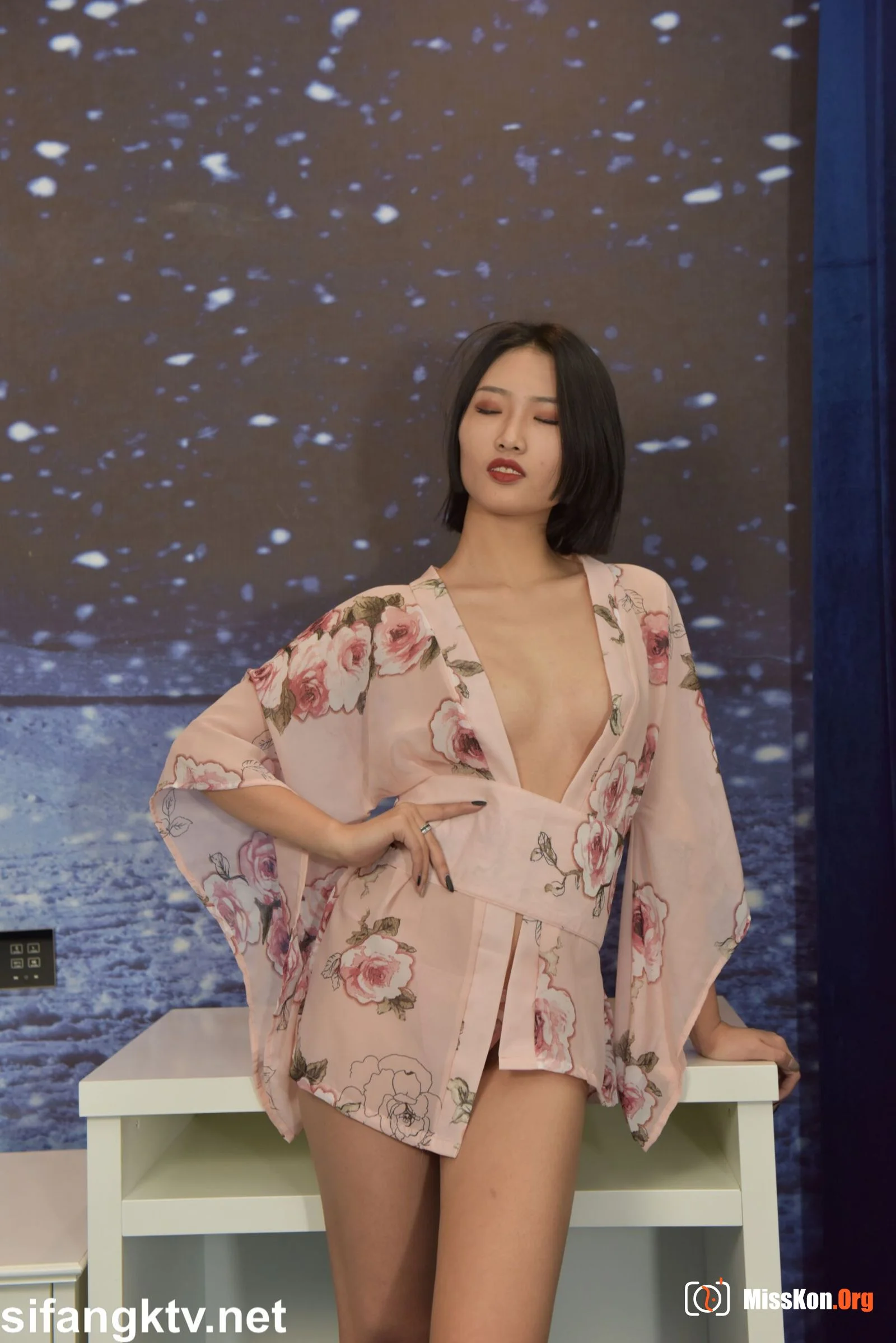 Nude photo set of Chinese model: Pei Ruixuan (2018-12-13) - Photo 20