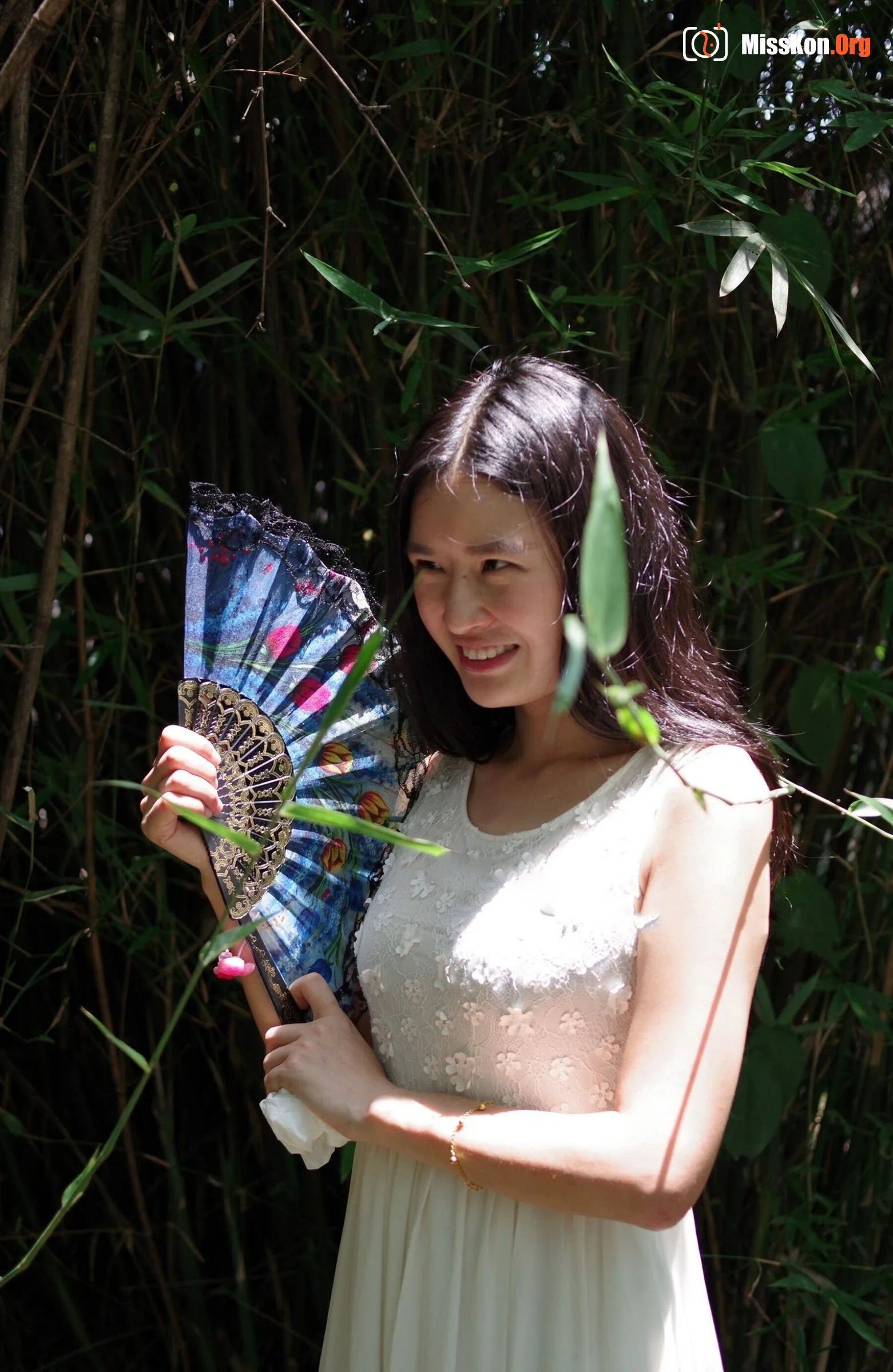 Nude photo set of Chinese model: Plus one (2017-06-25) - Photo 17