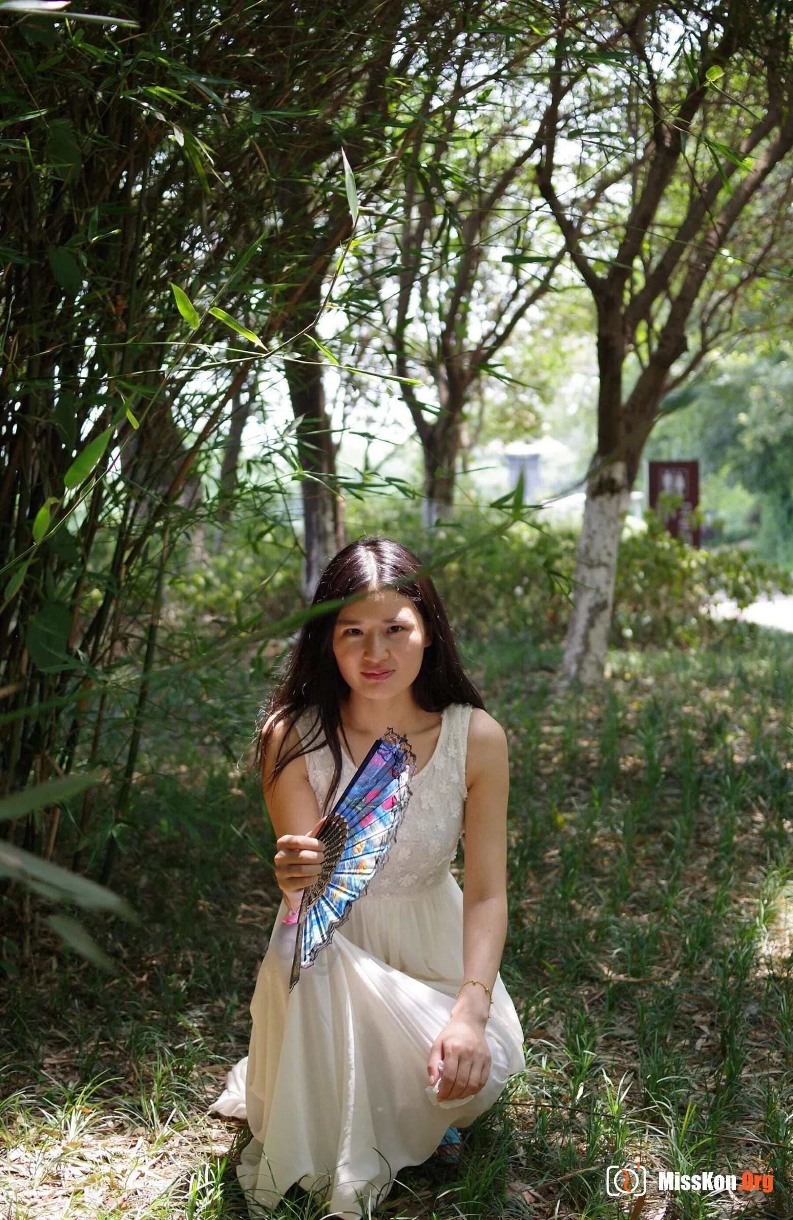Nude photo set of Chinese model: Plus one (2017-06-25) - Photo 18
