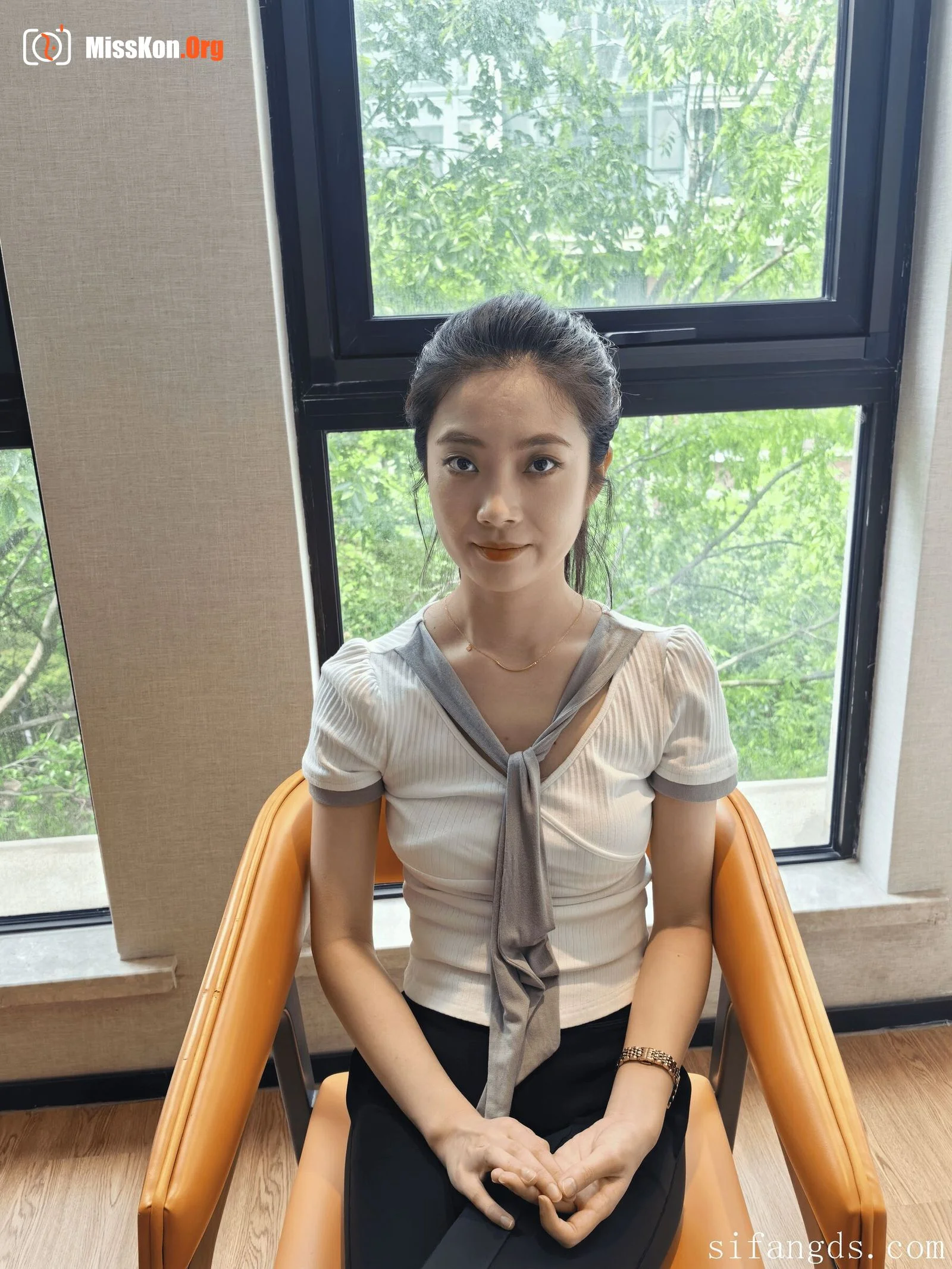 Nude photo set of Chinese model: Qi Qi - Photo 20