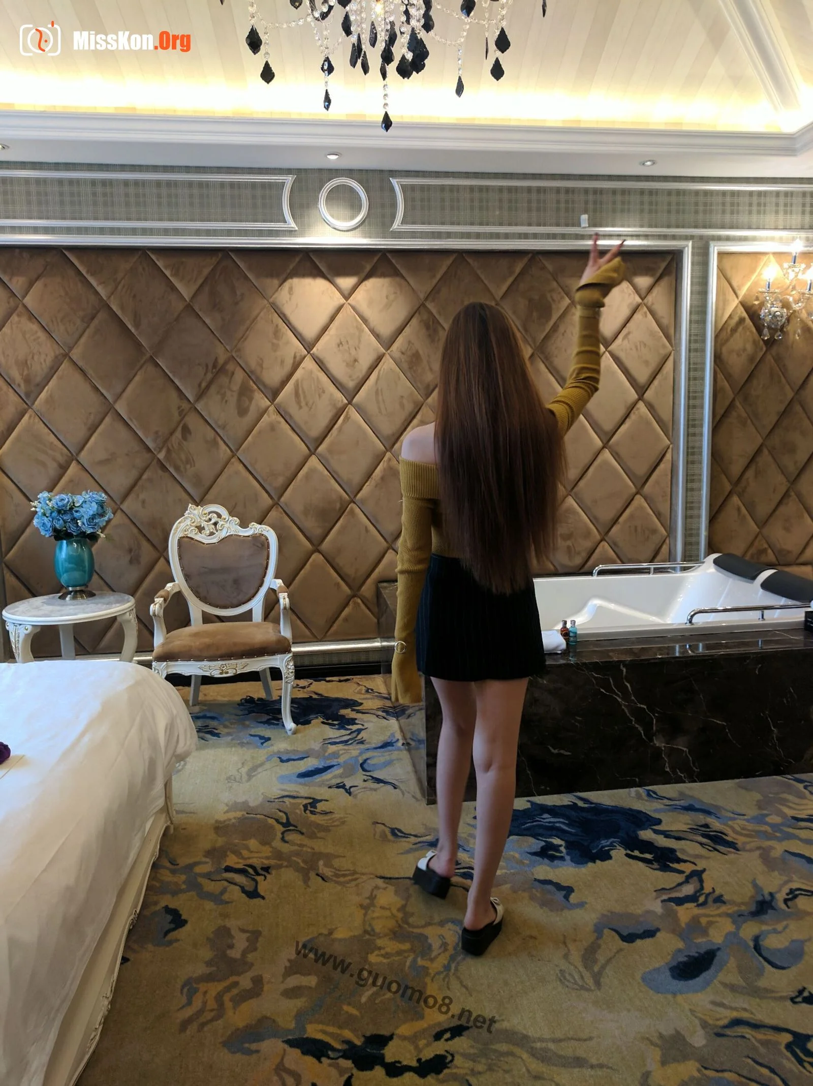 Nude photo set of Chinese model: Qianxue (2017-08-20) - Photo 8