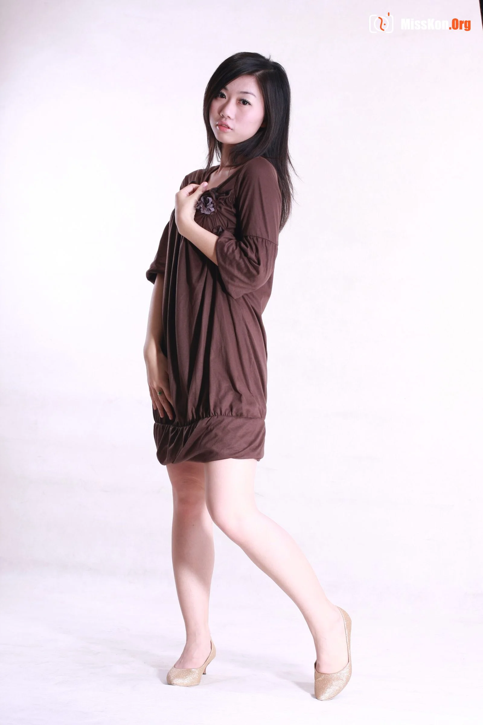 Nude photo set of Chinese model: Qu Qi (2007-12-12) - Photo 15