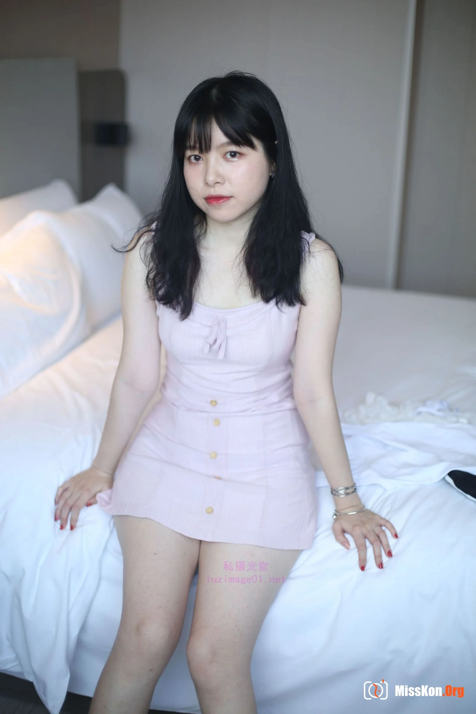 Nude photo set of Chinese model: Really (2020-07-18) - Photo 9