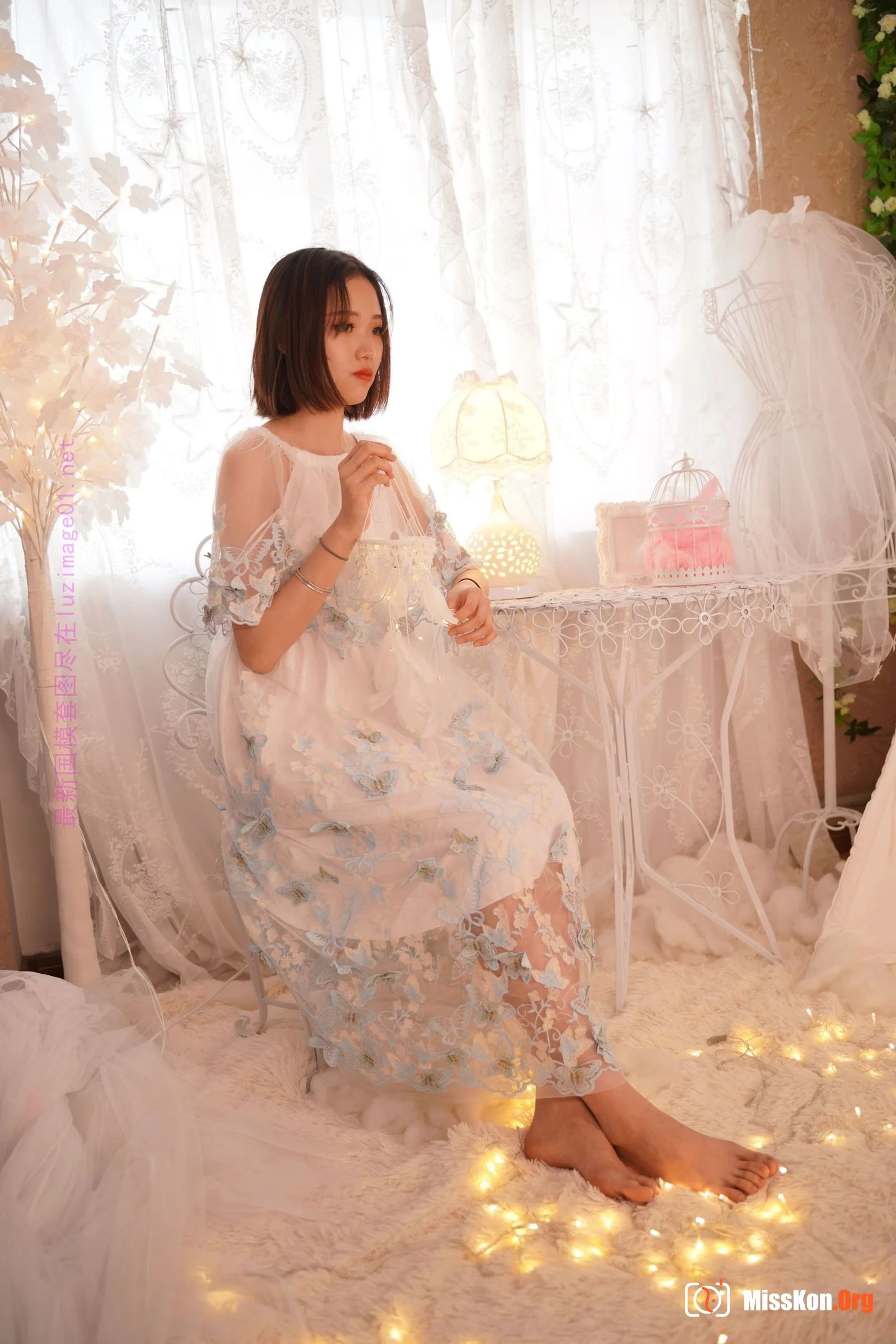 Nude photo set of Chinese model: Rolls (2019-05-12) - Photo 2