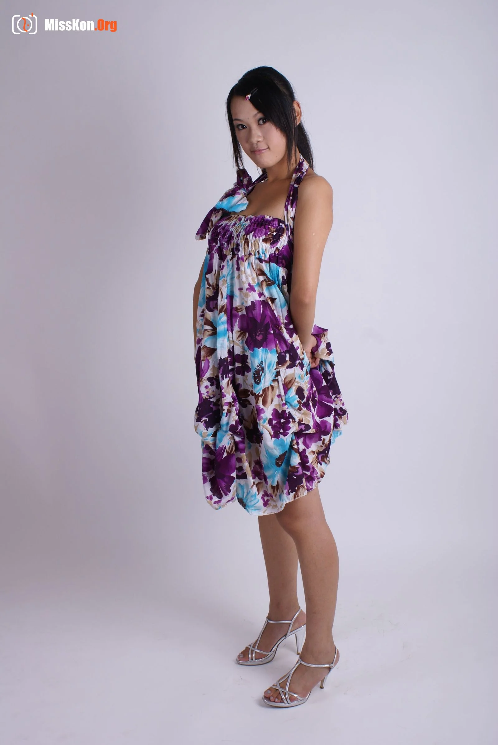 Nude photo set of Chinese model: Rongrong (little duck) (2008-08-14) - Photo 11