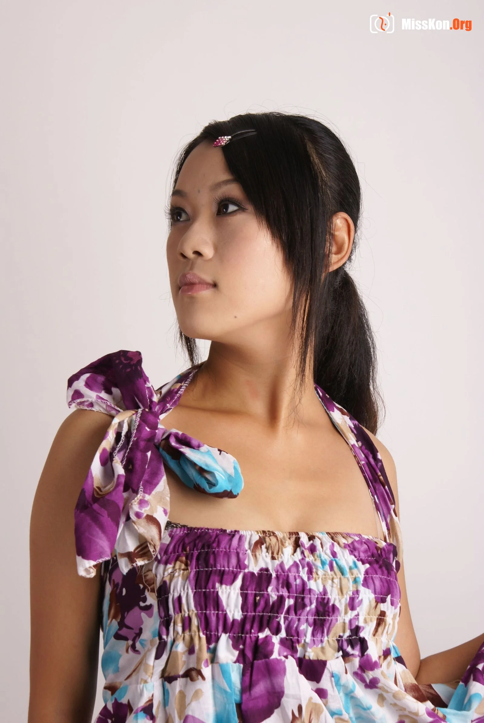 Nude photo set of Chinese model: Rongrong (little duck) (2008-08-14) - Photo 2