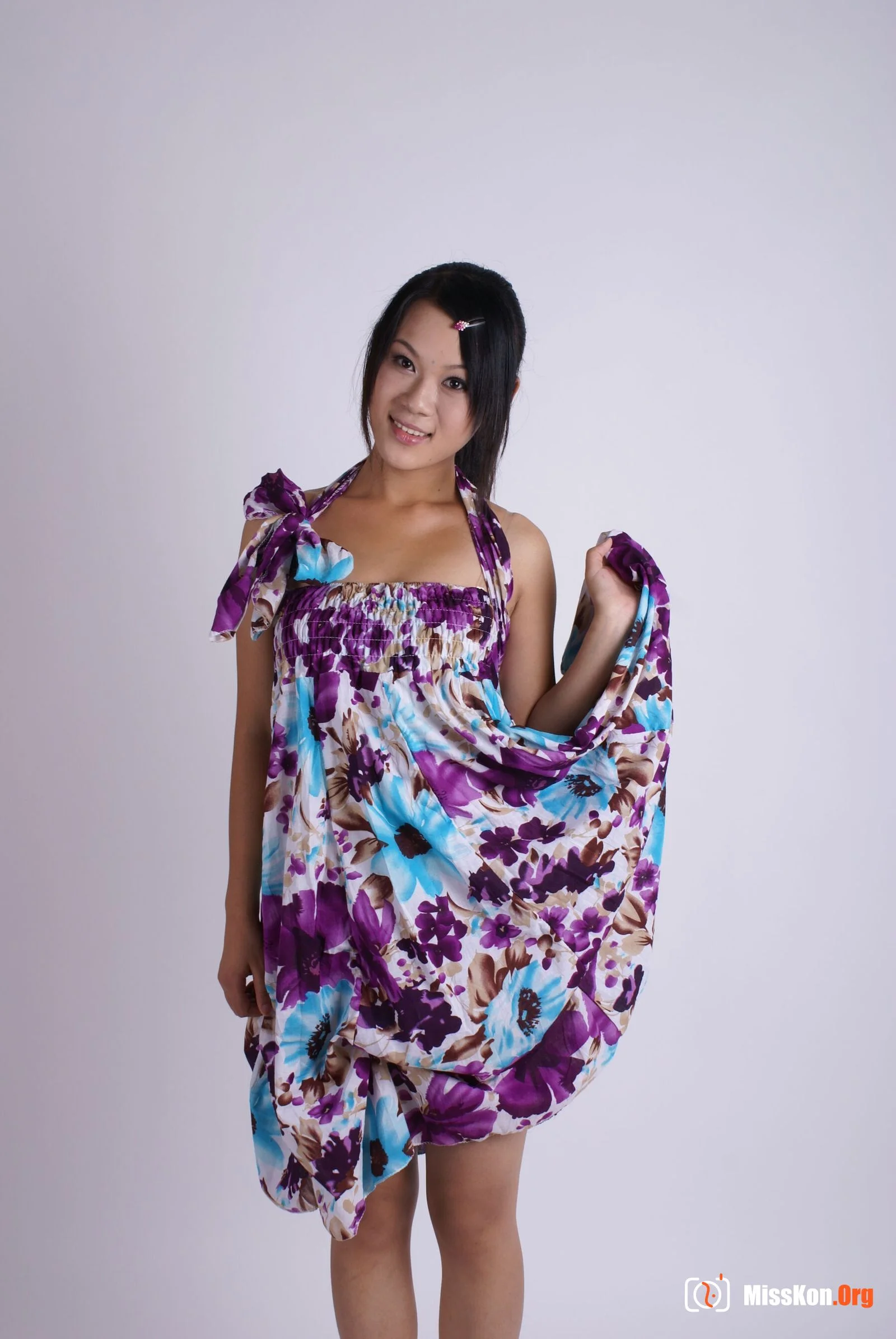 Nude photo set of Chinese model: Rongrong (little duck) (2008-08-14) - Photo 9