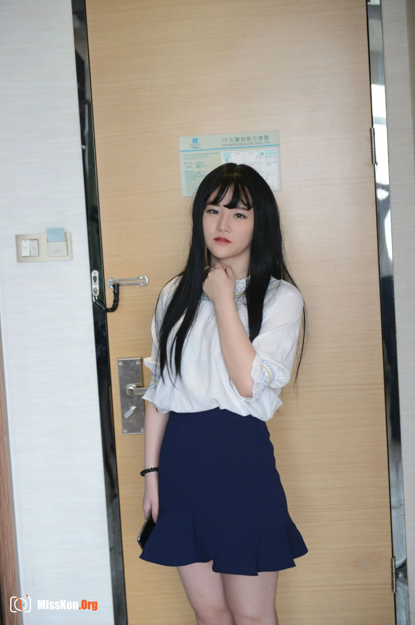 Nude photo set of Chinese model: Ruolan (2017-03-25) - Photo 7