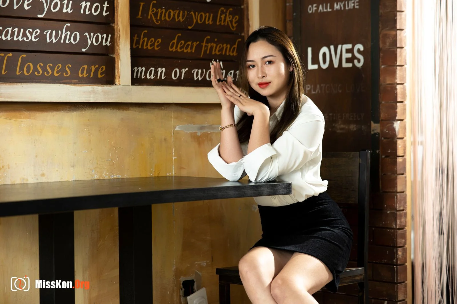 Nude photo set of Chinese model: Ruoyun (2021-04-08) - Photo 11