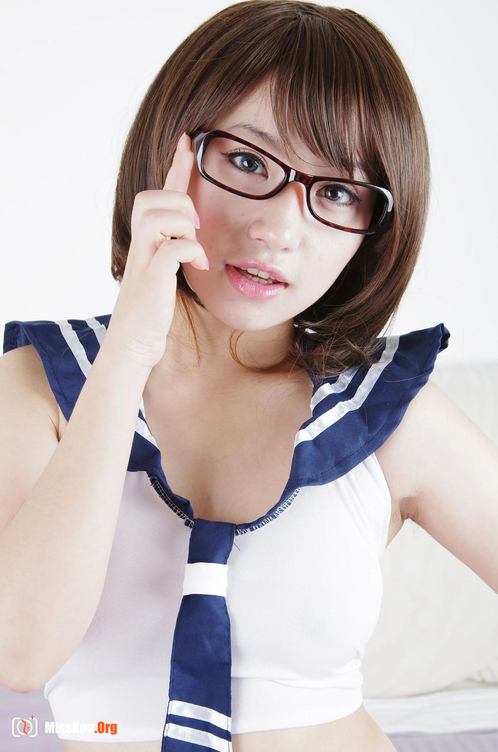 Nude photo set of Chinese model: Shanshan (2011-05-01) - Photo 8