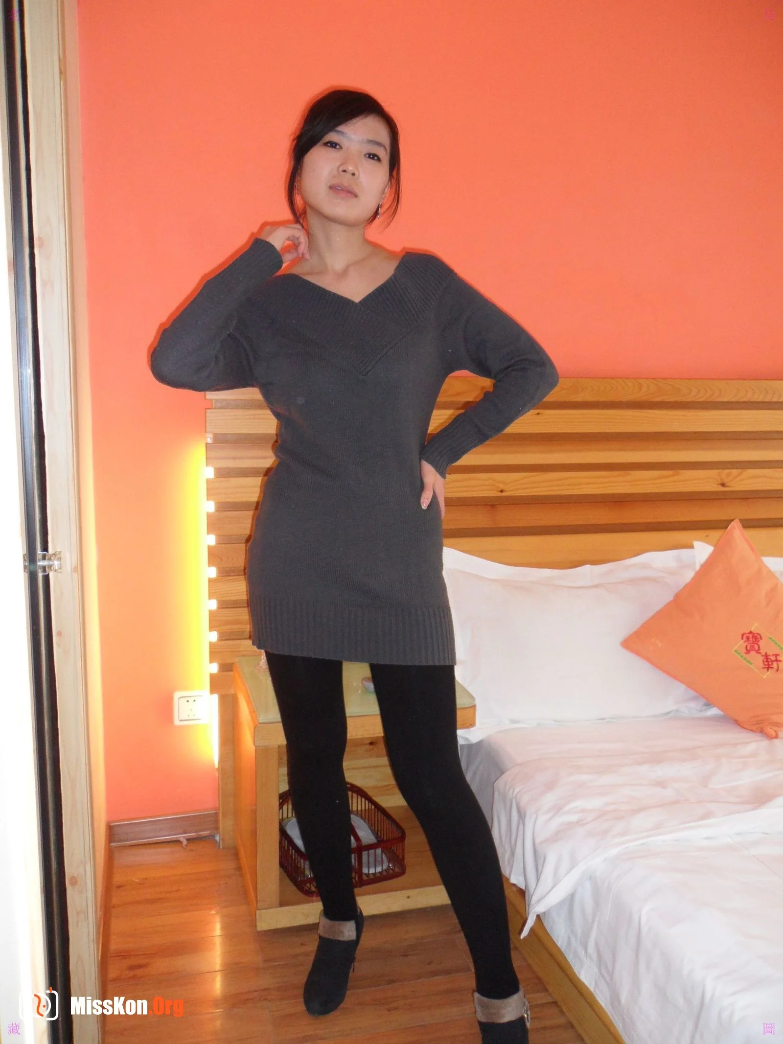 Nude photo set of Chinese model: Shanshan (2013-07-08) - Photo 5